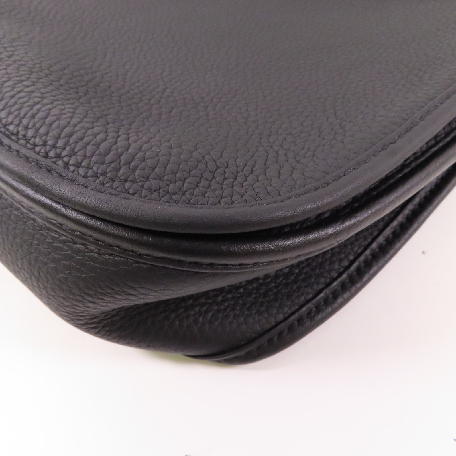 HERMES Clemence皮革Evelyne III 29銀扣肩背袋89 Noir