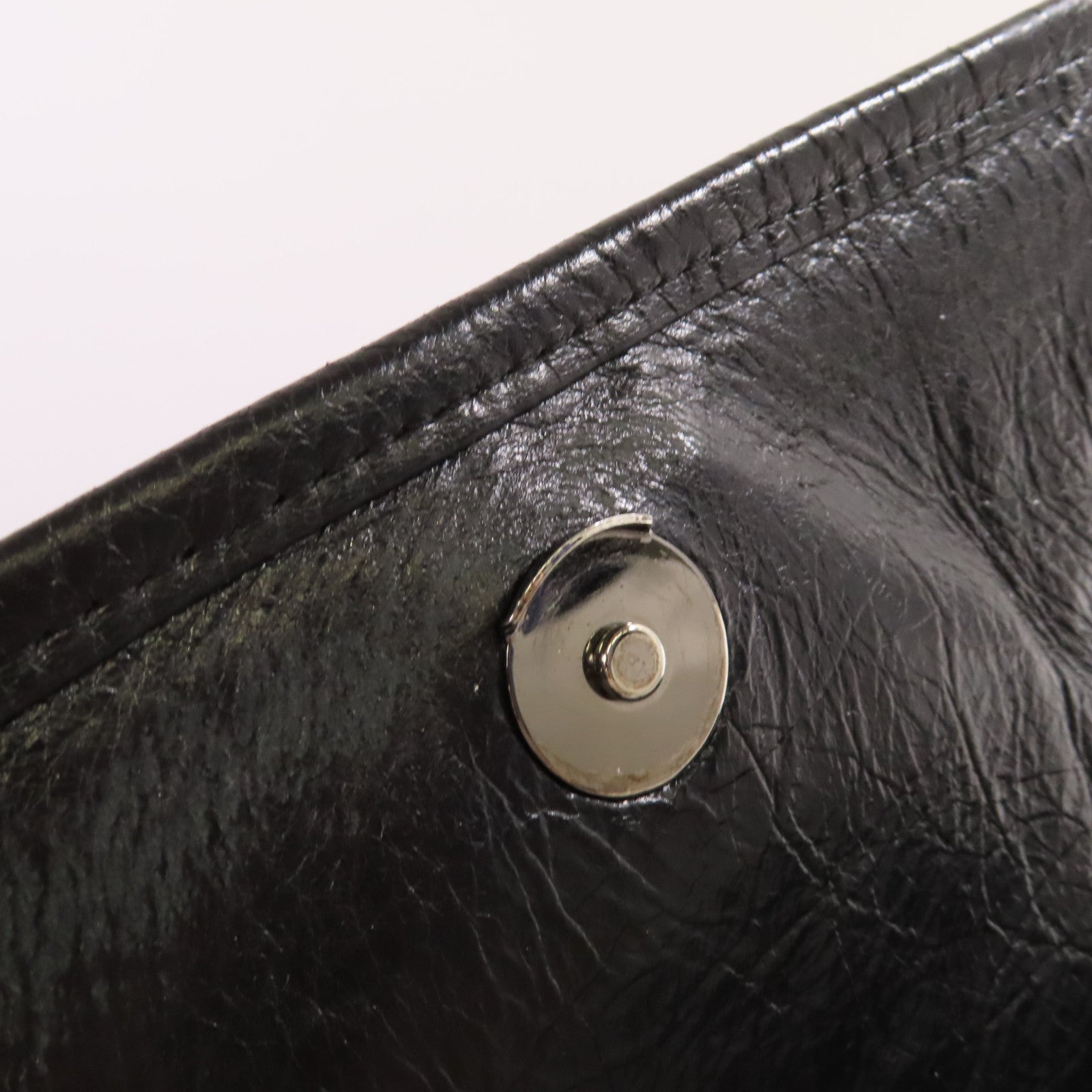 SAINT LAURENT 斜紋皮革Niki Medium Shoulder Bag銀扣鏈帶肩背袋黑色