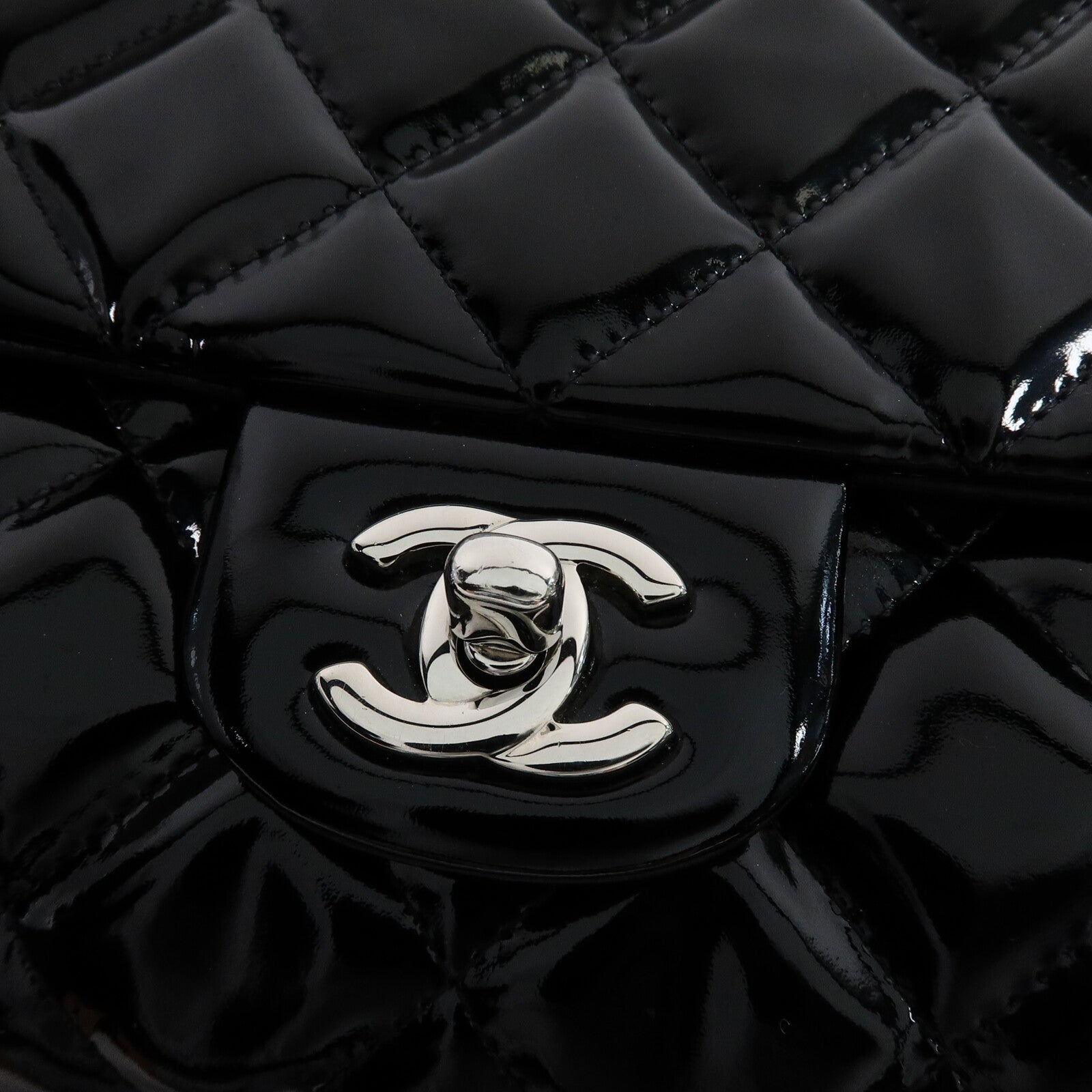 CHANEL 漆皮皮革Timeless鏈帶肩背袋