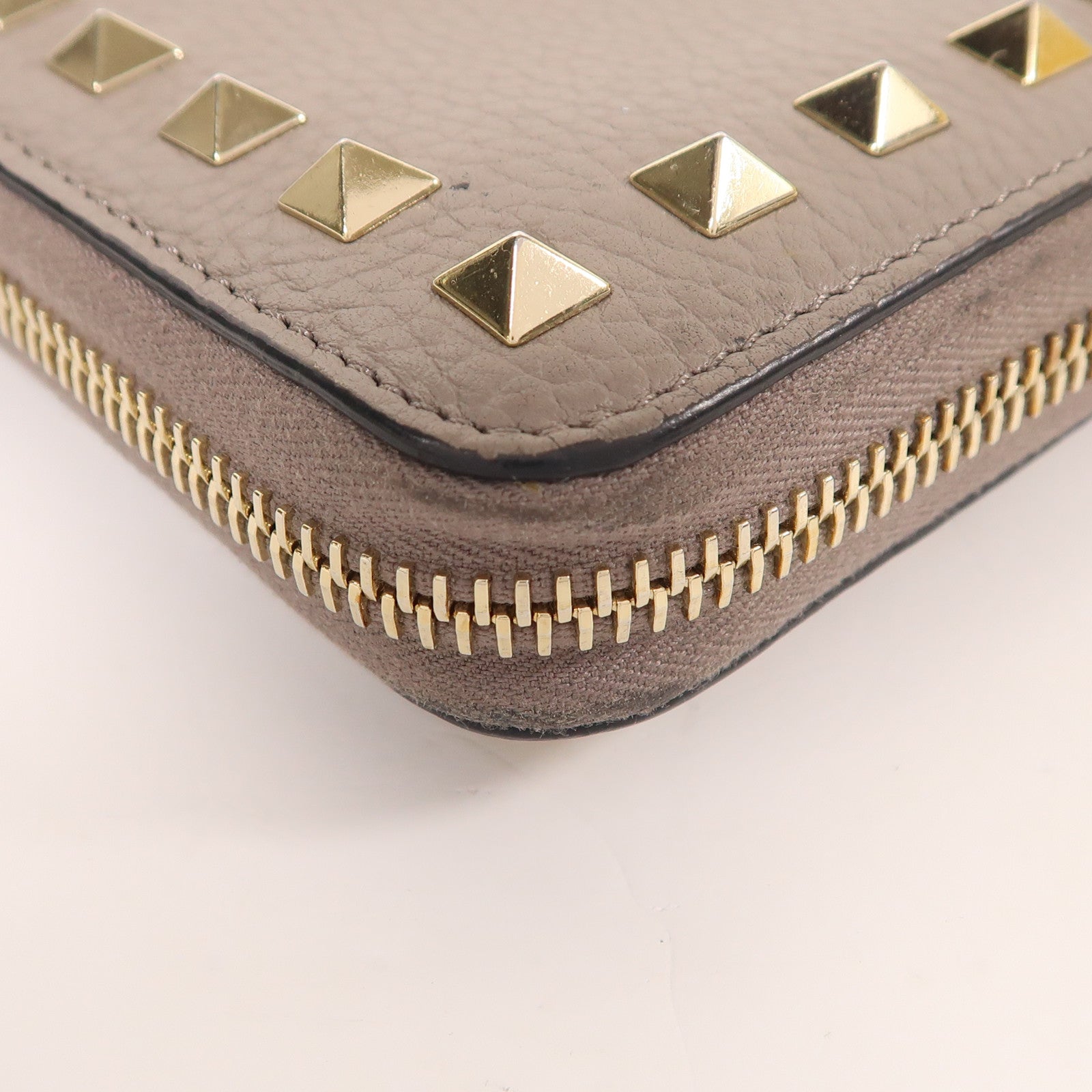 Valentino 牛皮皮革Garavani Rockstud Wallet金扣長錢包
