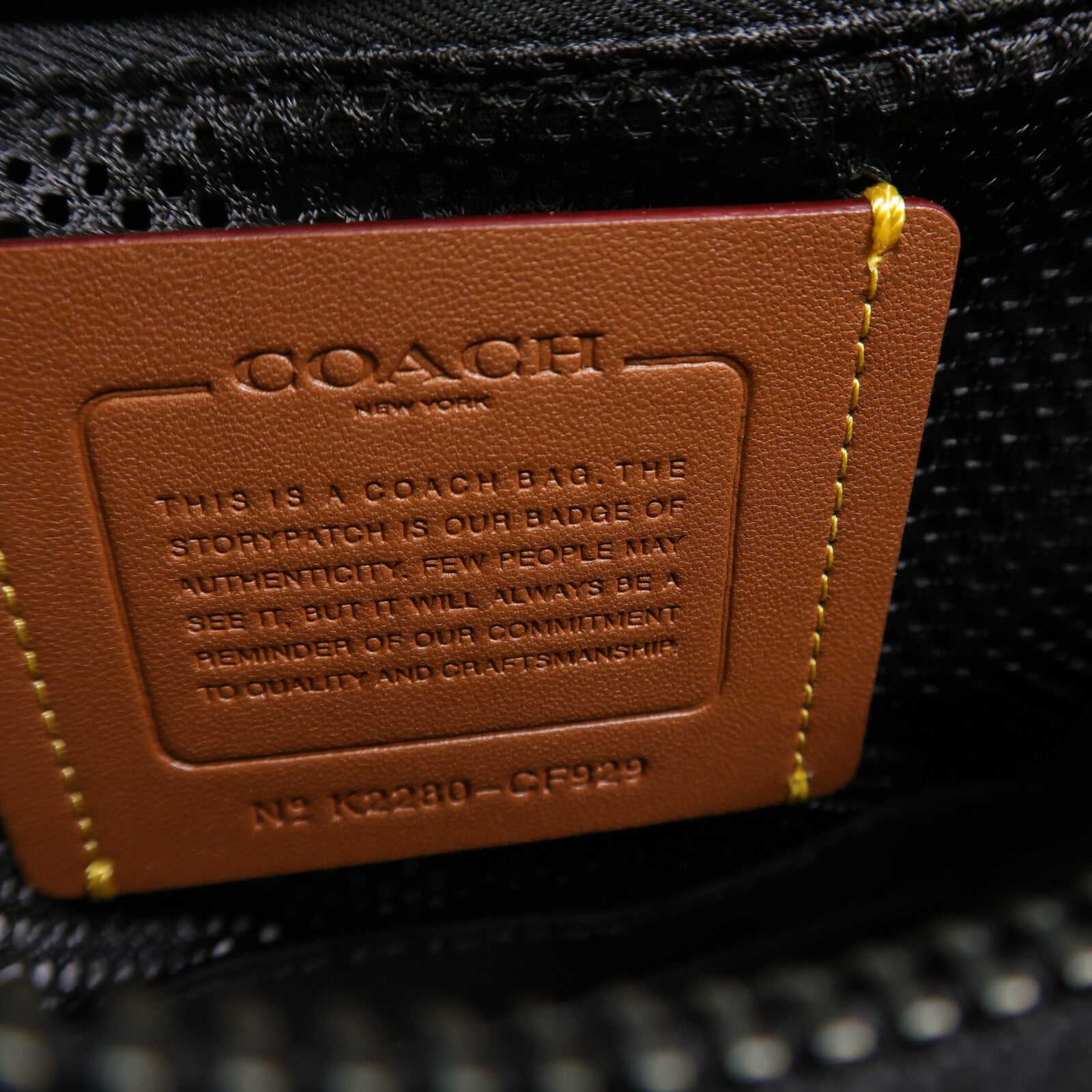 COACH 牛皮皮革Shoulder Bag肩背袋