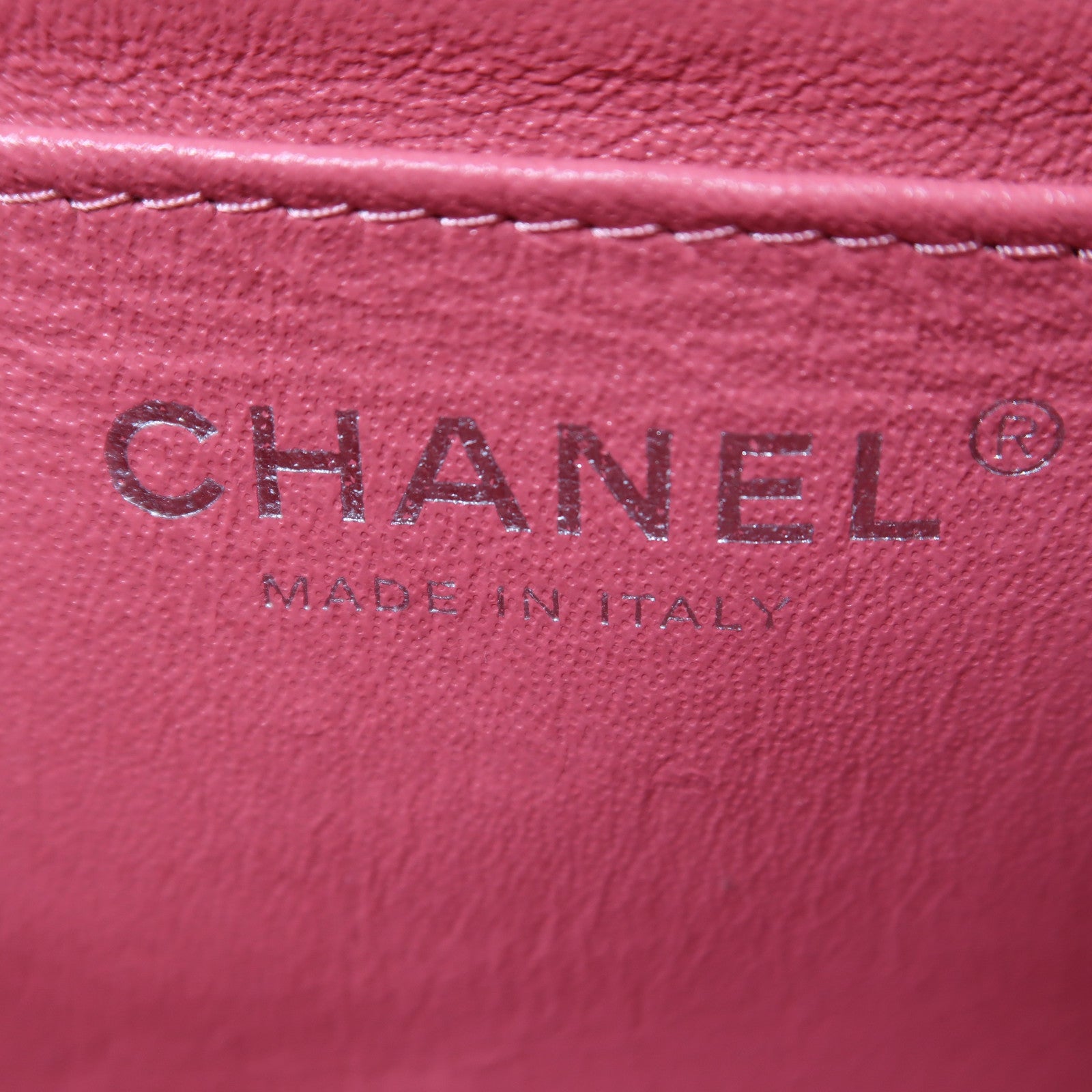 CHANEL 菱格羊皮皮革Classic Flap 20cm銀扣鏈帶肩背袋粉紅色