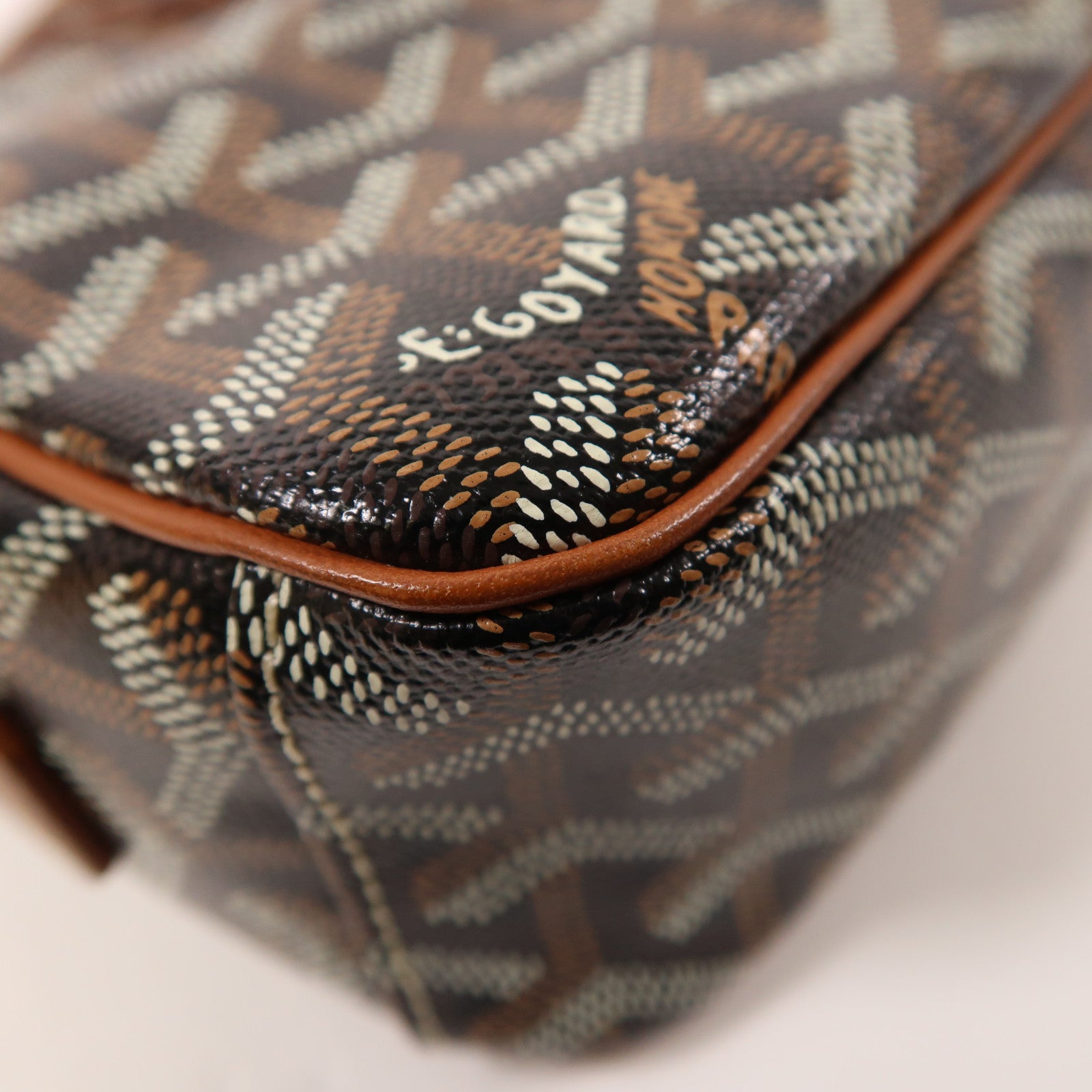 GOYARD 塗層帆布Sac Cap Vert PM銀扣肩背袋