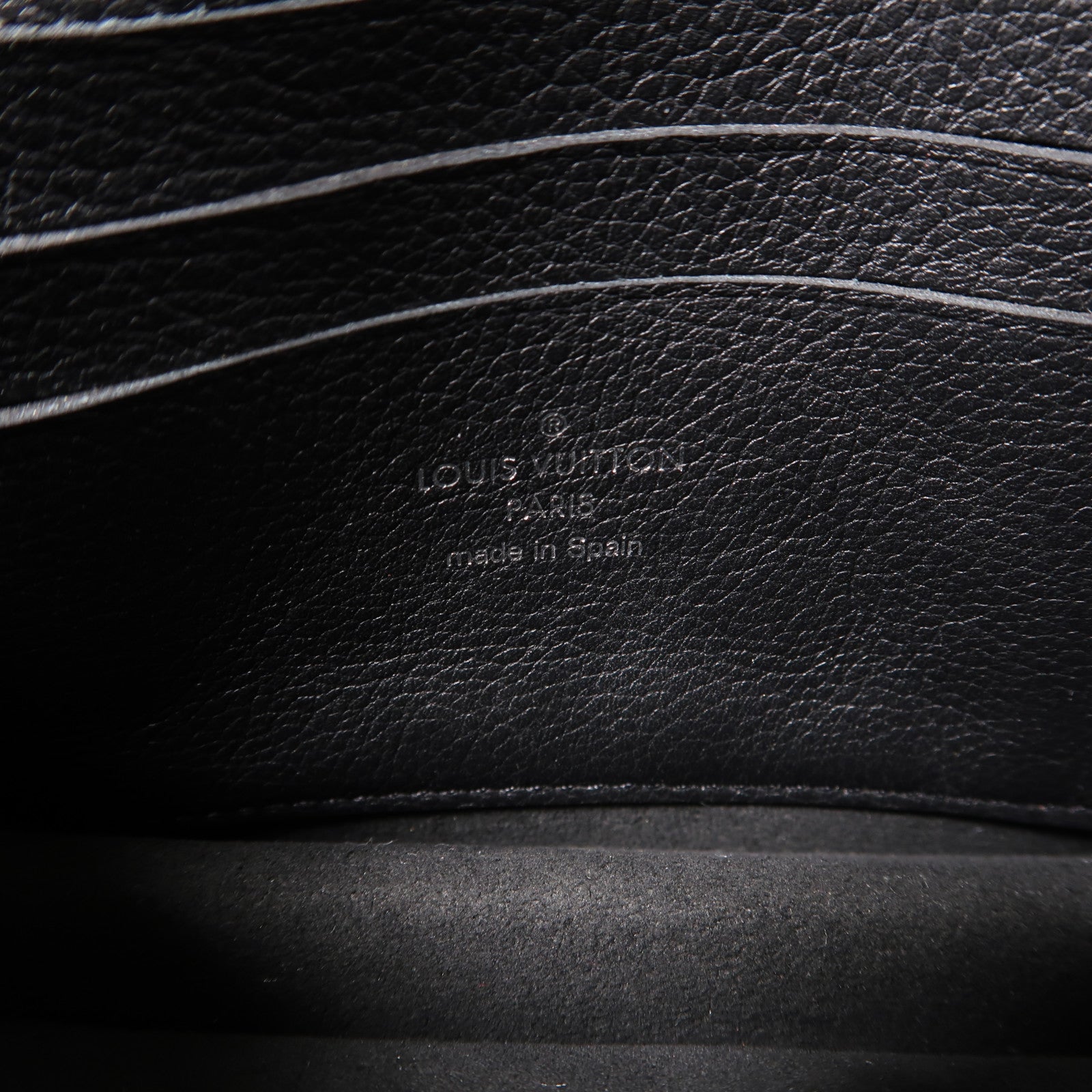 LOUIS VUITTON 【激減優惠】牛皮皮革Mylockme Chain Pochette銀扣鏈帶肩背袋黑色
