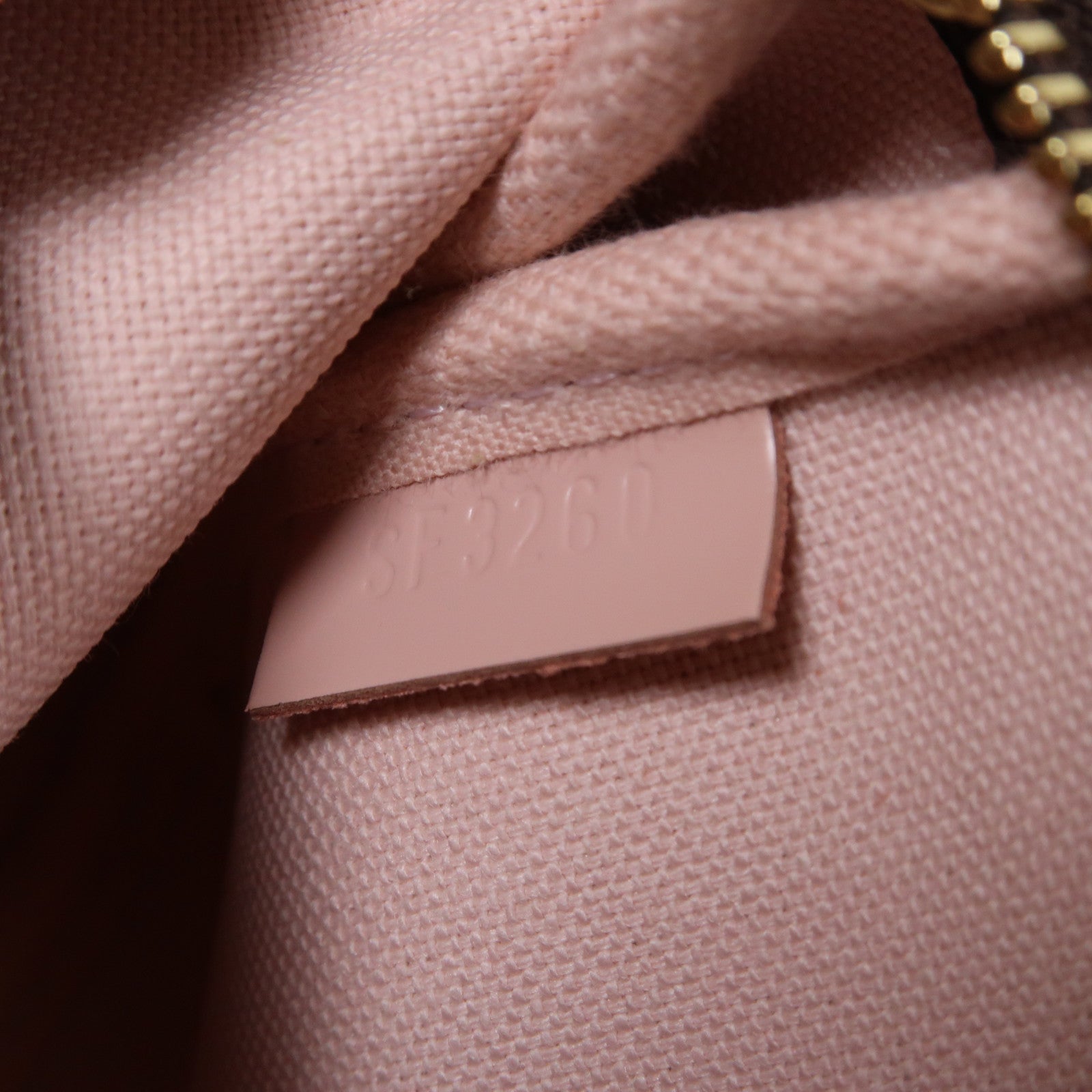 LOUIS VUITTON Damier Pochette Accessories金扣手拿包啡色
