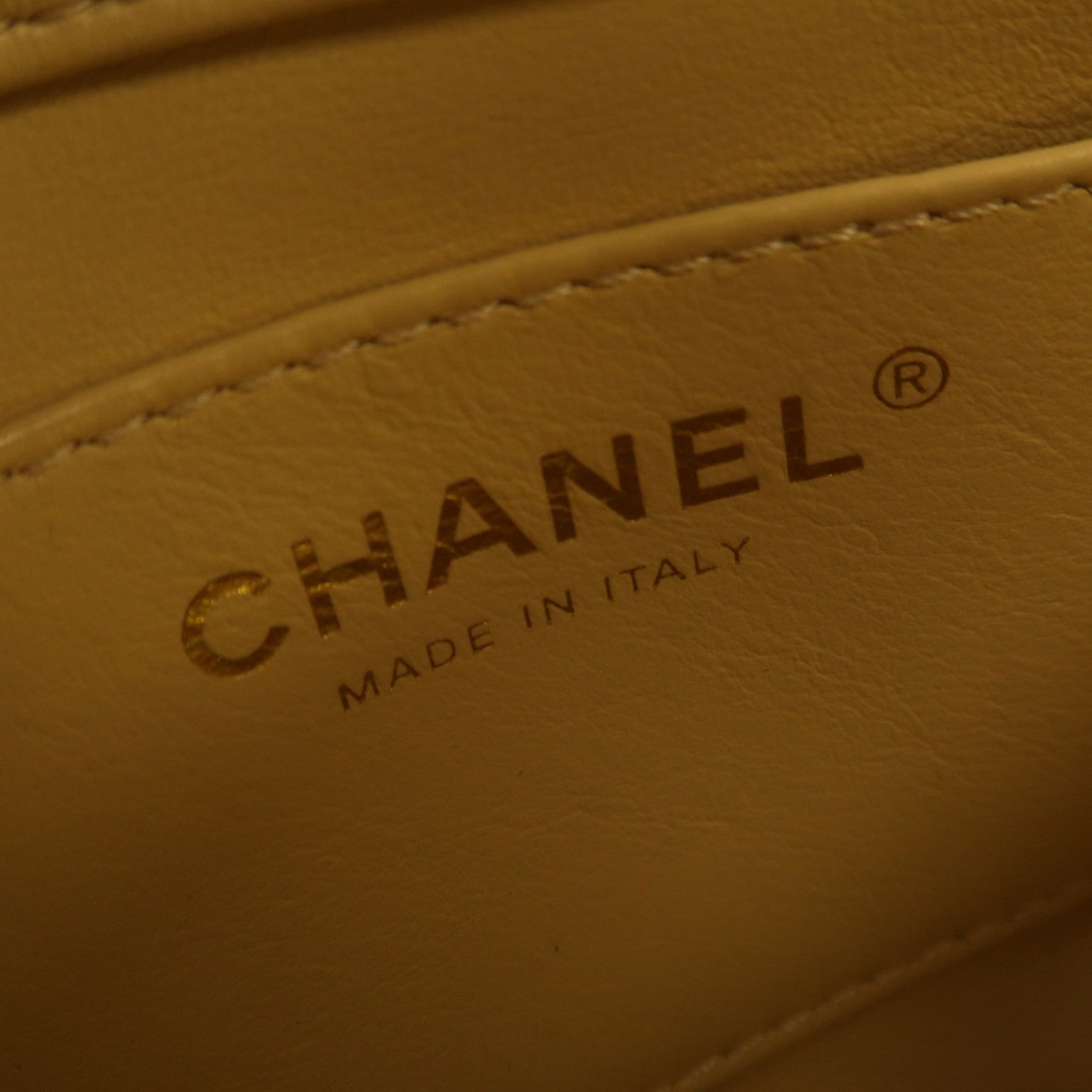 CHANEL 菱格牛皮皮革Chain Shoulder Bag金扣鏈帶肩背袋黃色