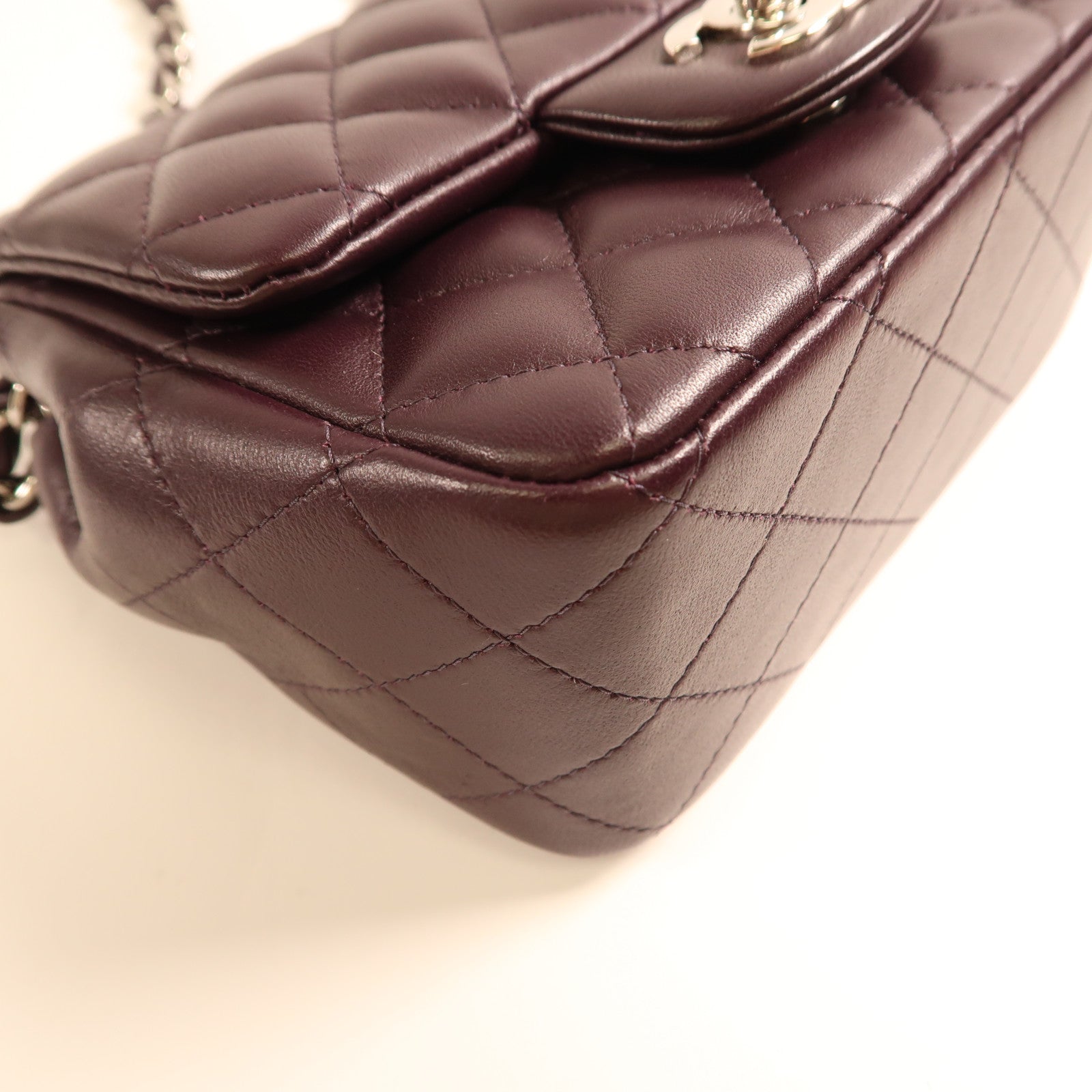 CHANEL 羊皮皮革Classic 17銀扣鏈帶肩帶