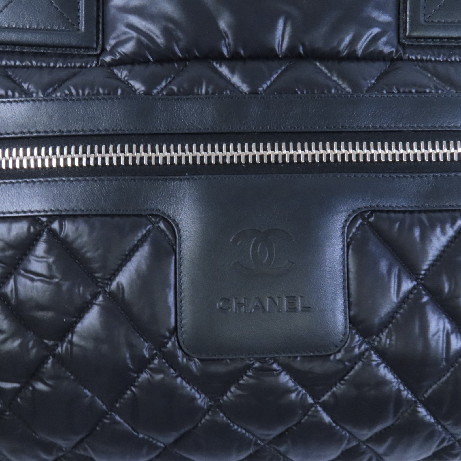 CHANEL 尼龍Coco Cocoon Large銀扣肩背袋