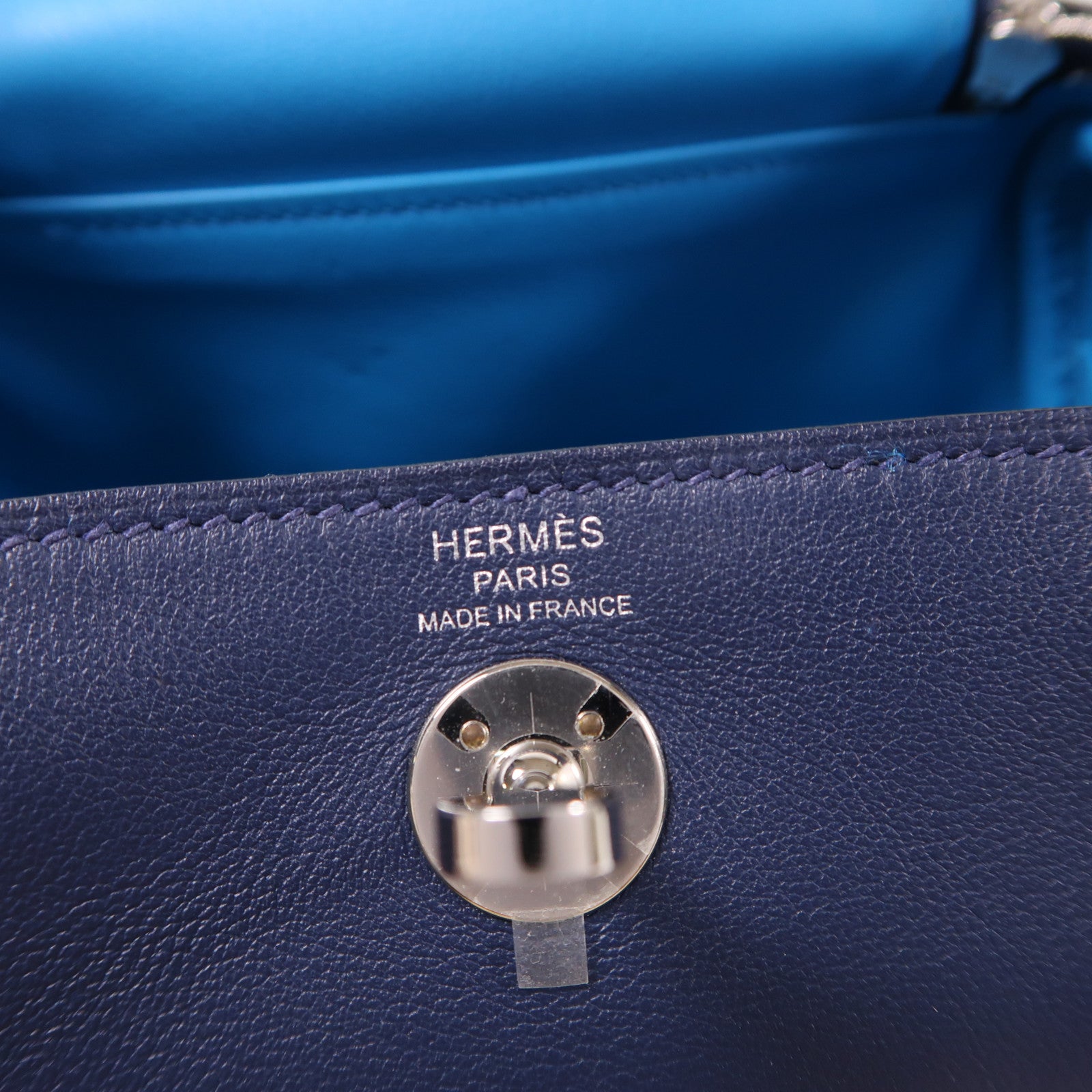 HERMES Swift皮革Mini Lindy銀扣肩背袋