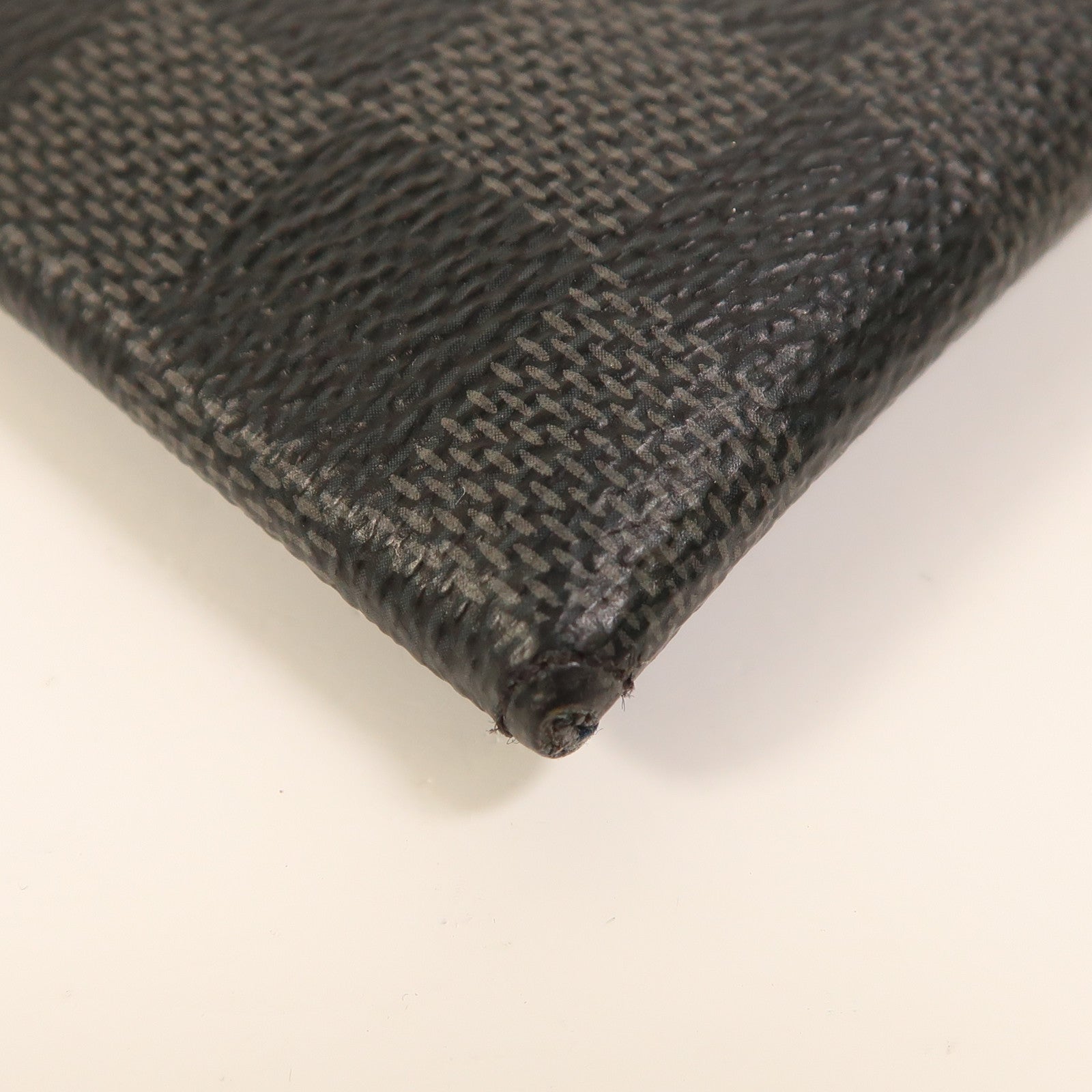 LOUIS VUITTON Damier Graphite Alpha Triple銀扣手拿包