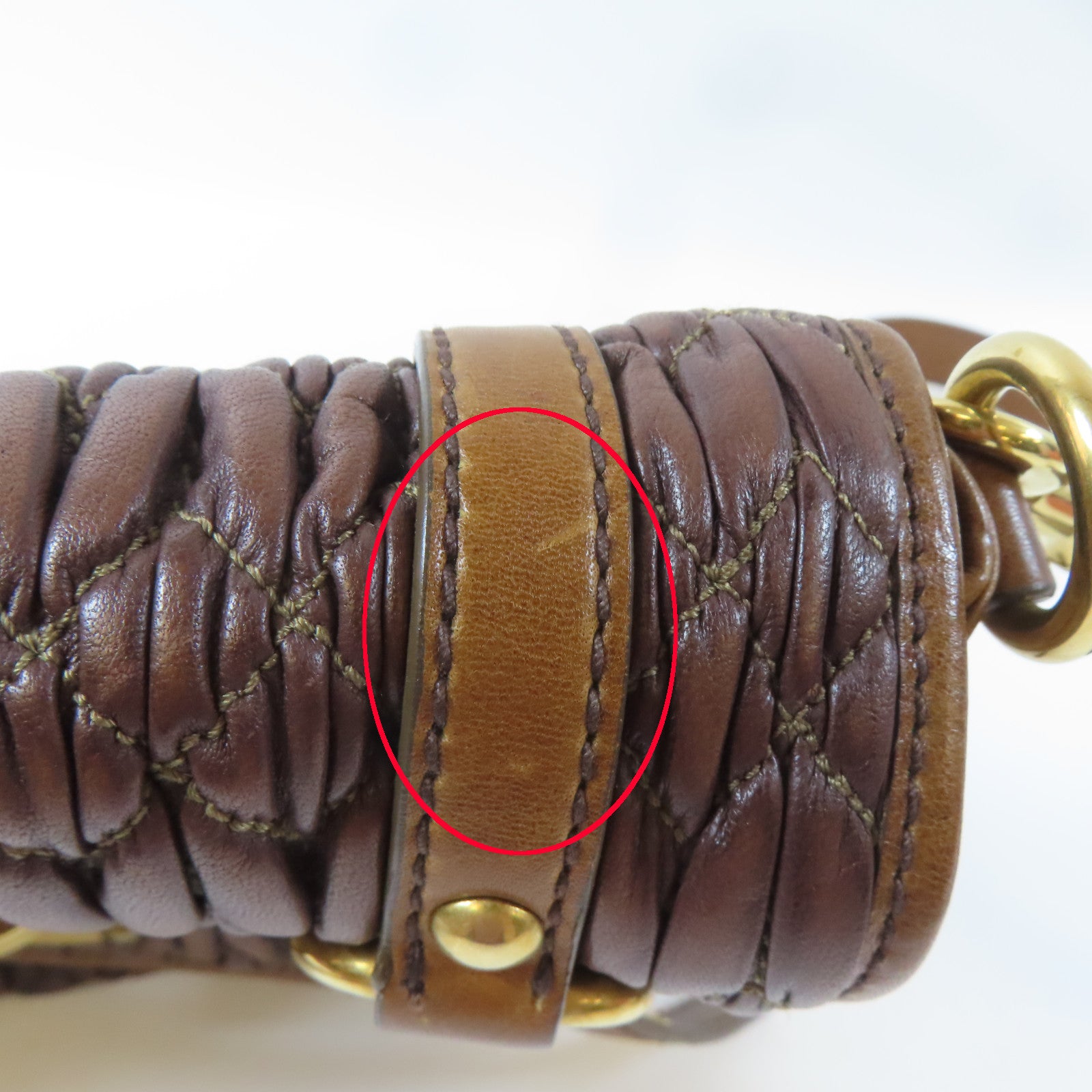 Miu Miu 羊皮皮革Shoulder Bag金扣肩背袋啡色