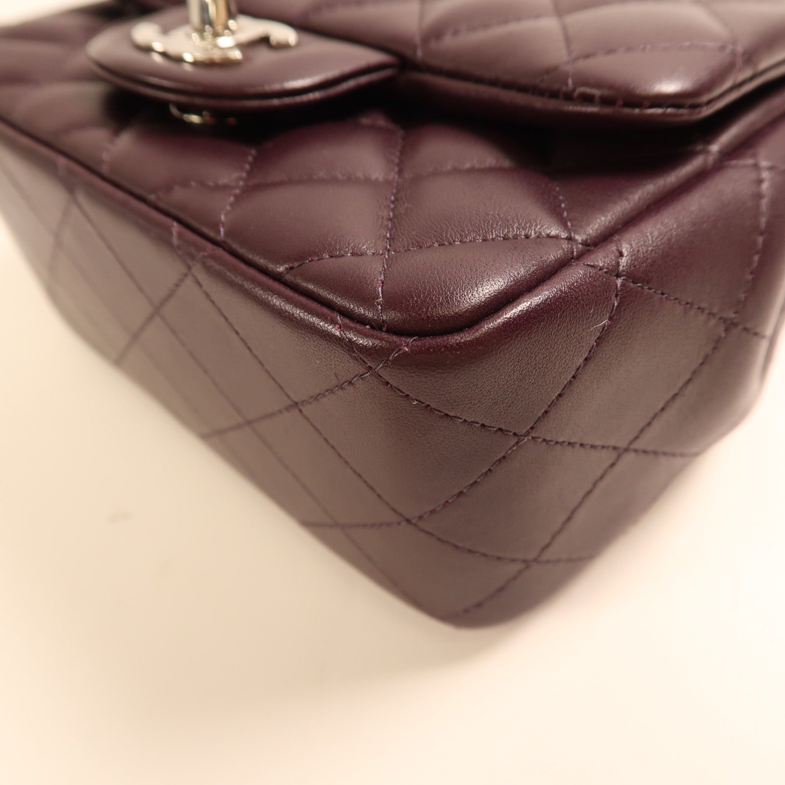 CHANEL 羊皮皮革Classic 17銀扣鏈帶肩帶
