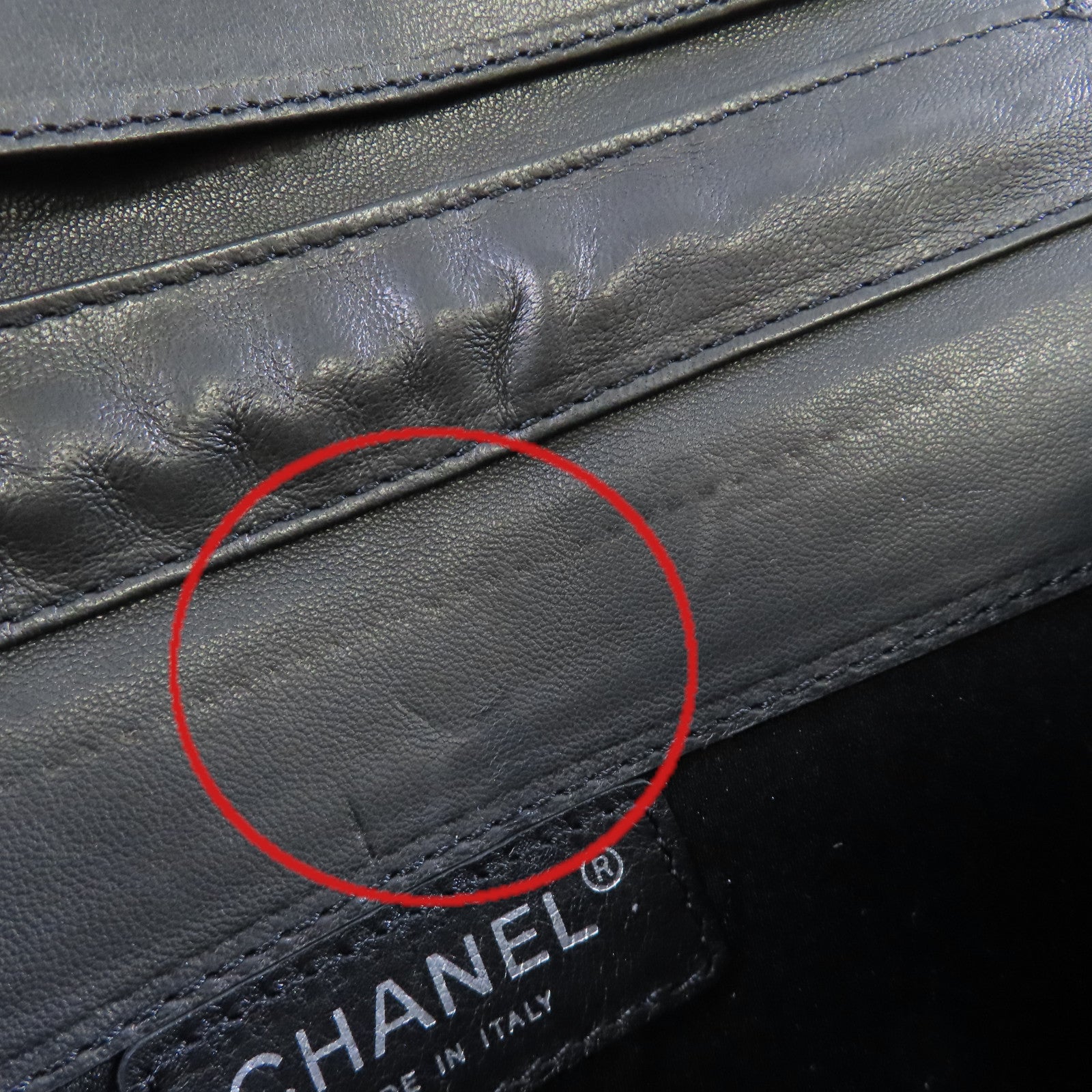 CHANEL 菱格漆皮皮革WOC Wallet On Chain Shoulder Bag銀扣鏈帶肩背袋黑色