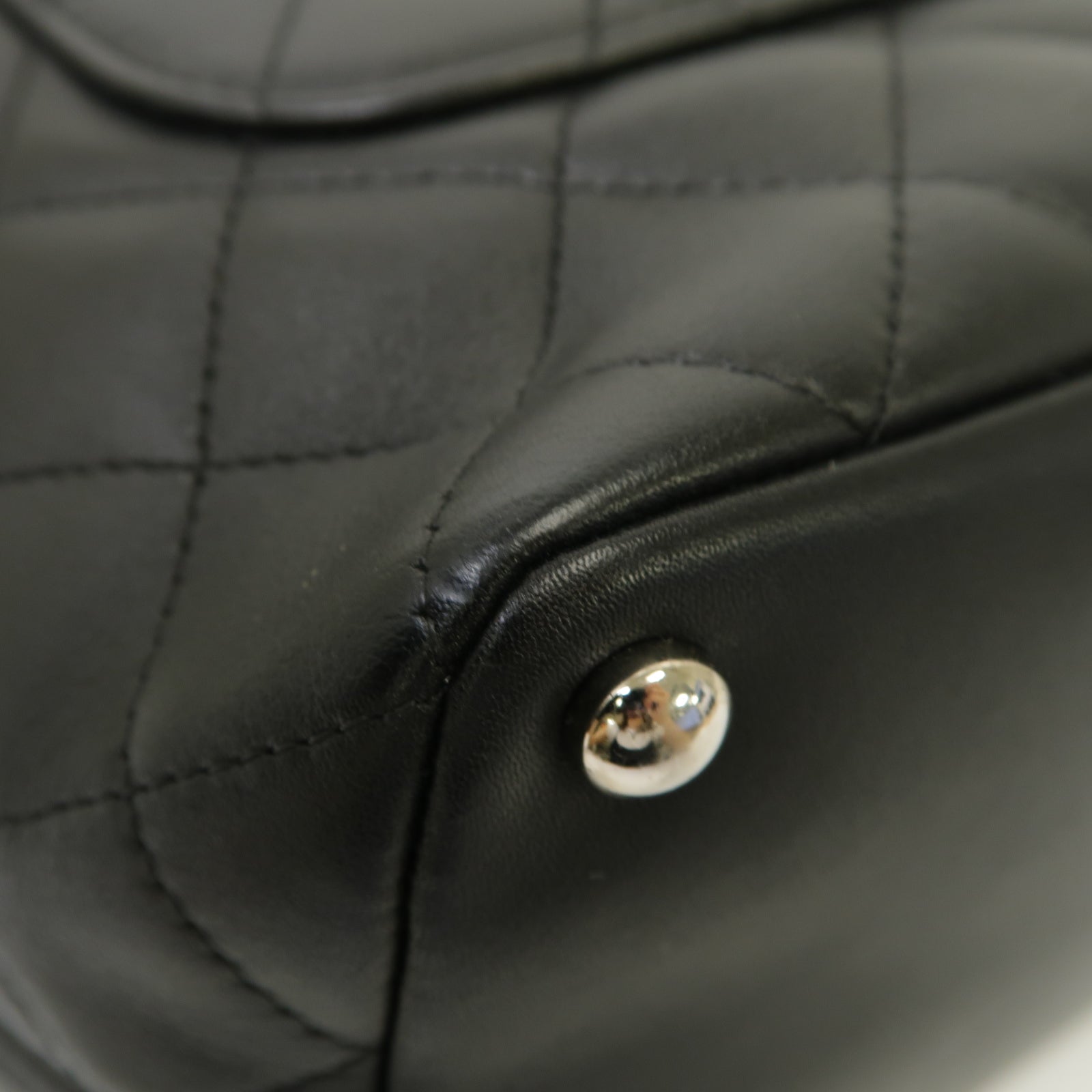 CHANEL 【激減優惠】牛皮皮革Cambon Tote銀扣手挽袋黒色