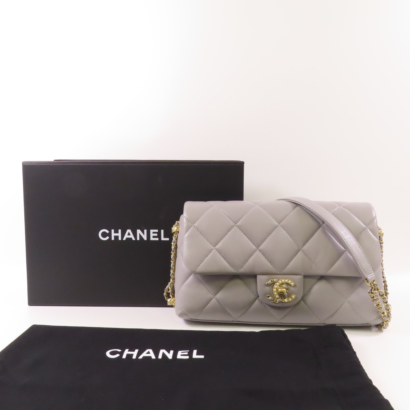 CHANEL 羊皮皮革Shoulder Bag金扣鏈帶肩背袋