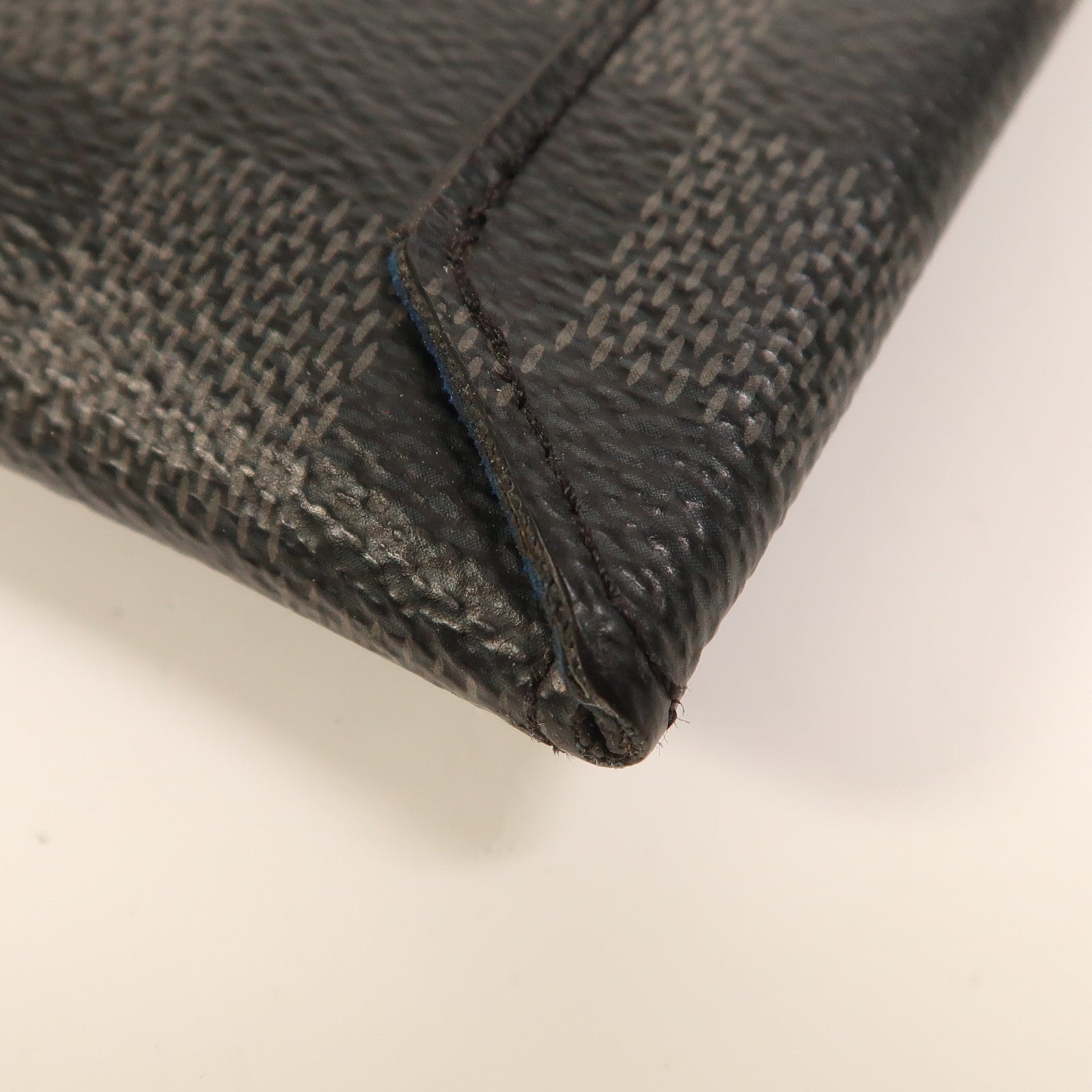 LOUIS VUITTON Damier Graphite Alpha Triple銀扣手拿包