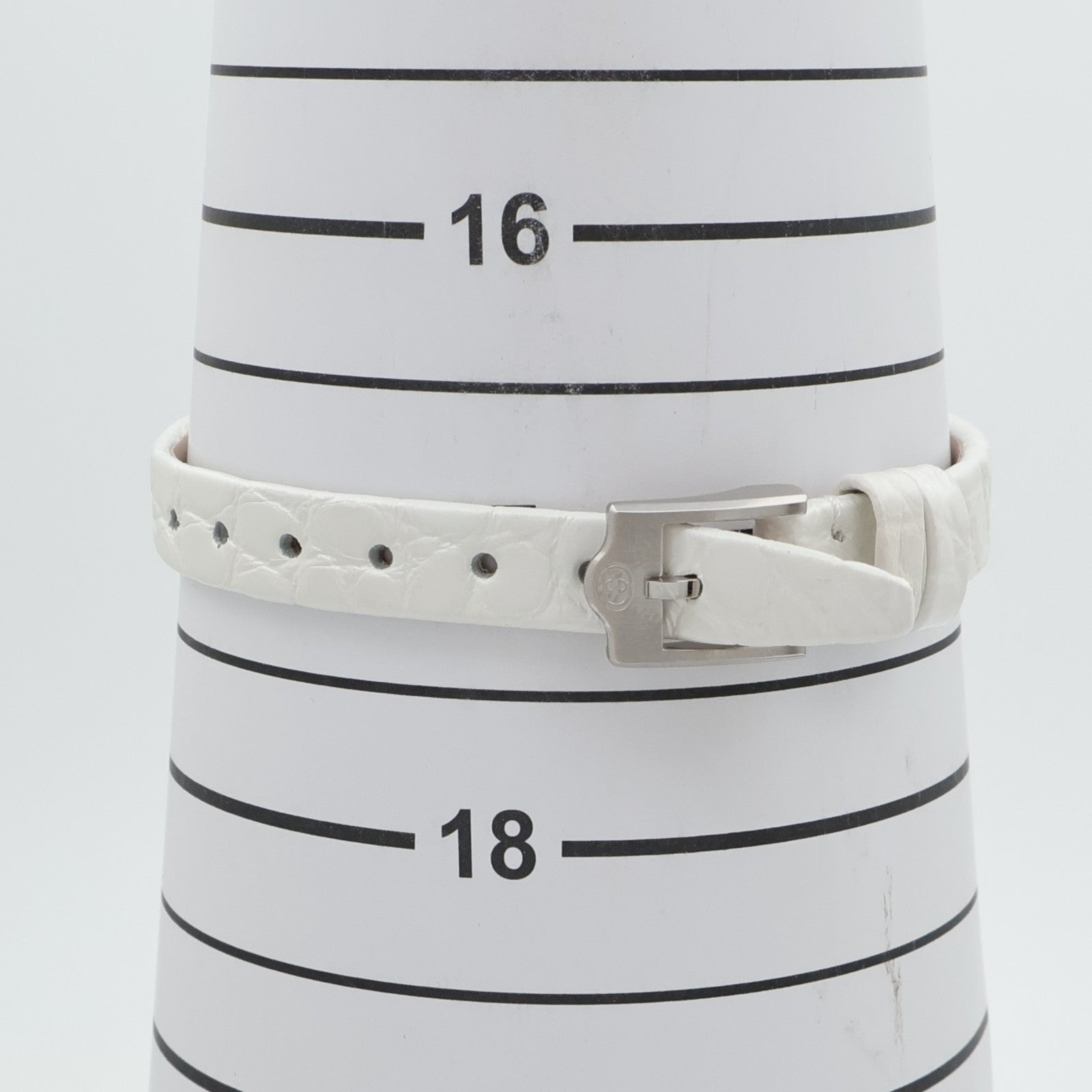GUCCI Model 2000 YA167502