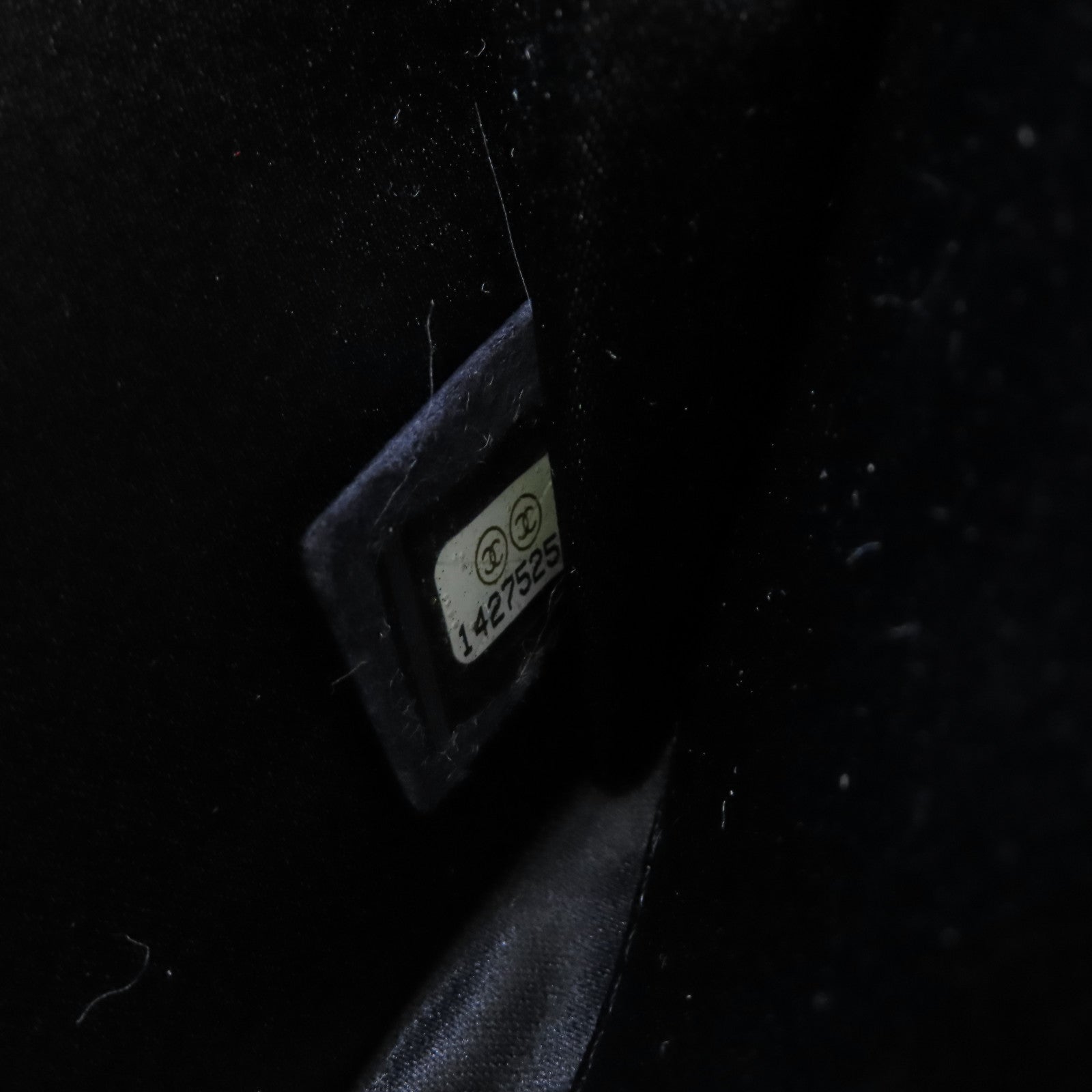 CHANEL 菱格漆皮皮革WOC Wallet On Chain Shoulder Bag銀扣鏈帶肩背袋黑色