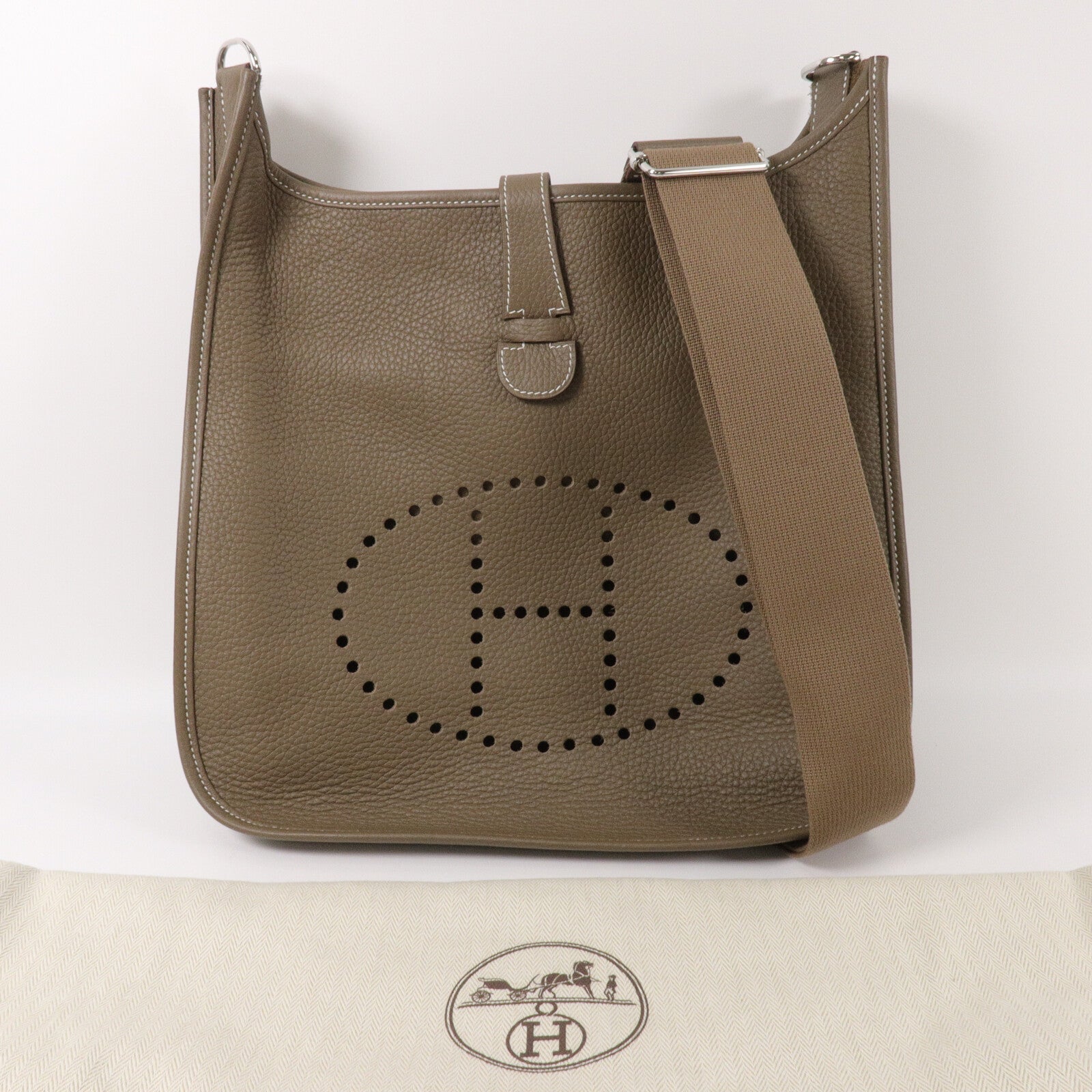 HERMES Clemence皮革Evelyne GM肩背袋Etoupe