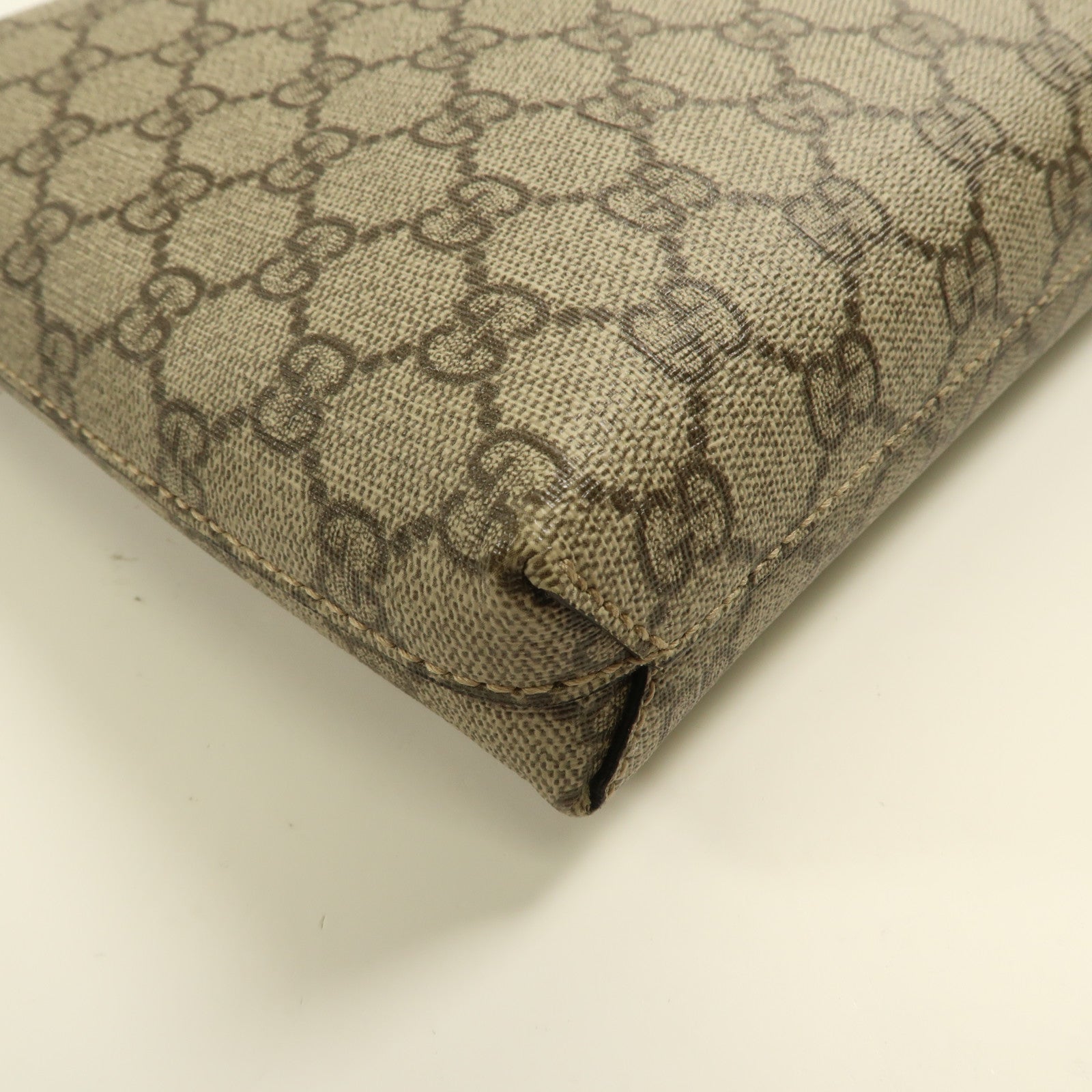 GUCCI 塗層帆布Interlocking G金扣肩背袋啡色