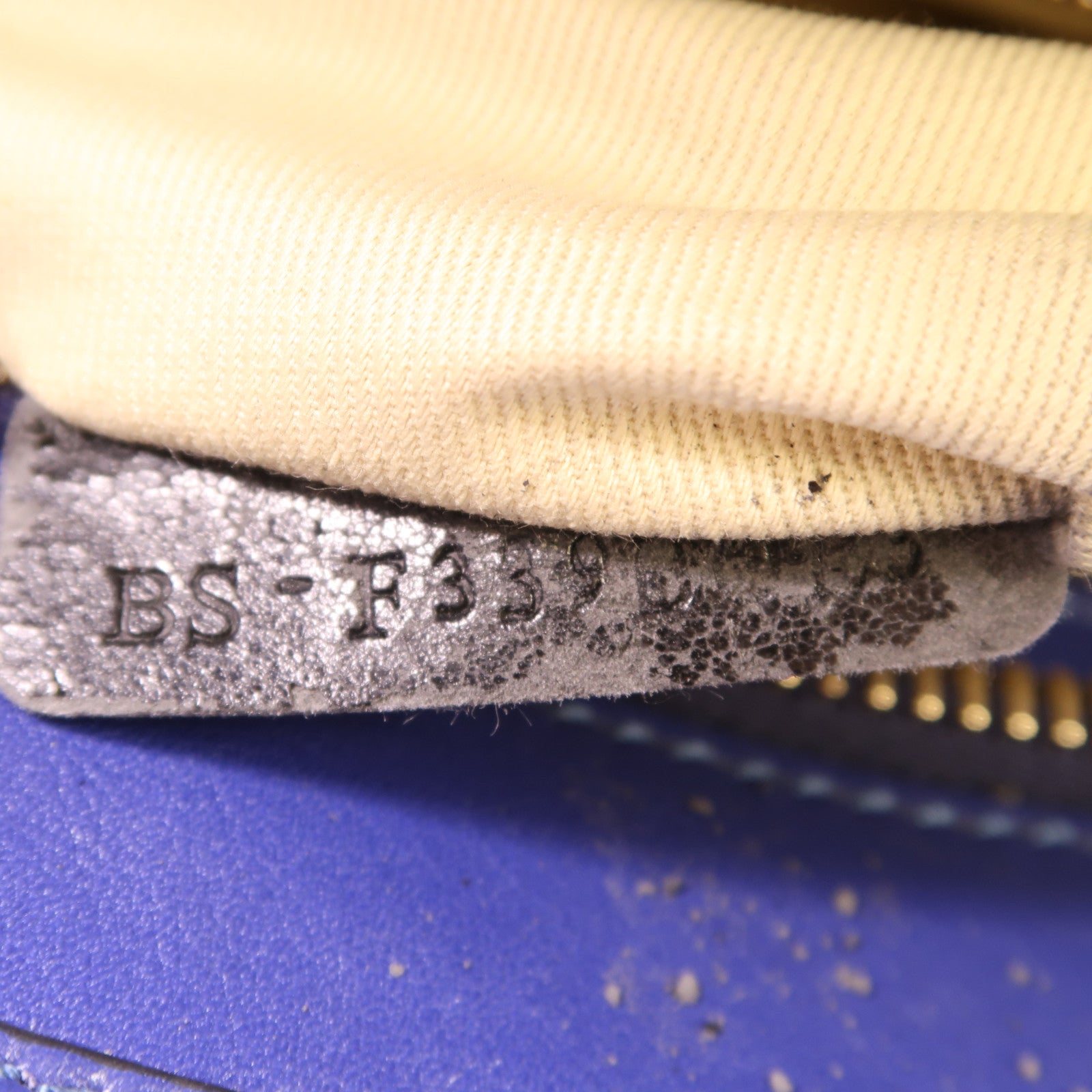 Valentino 牛皮皮革2 Way Shoulder金扣手挽肩背兩用袋