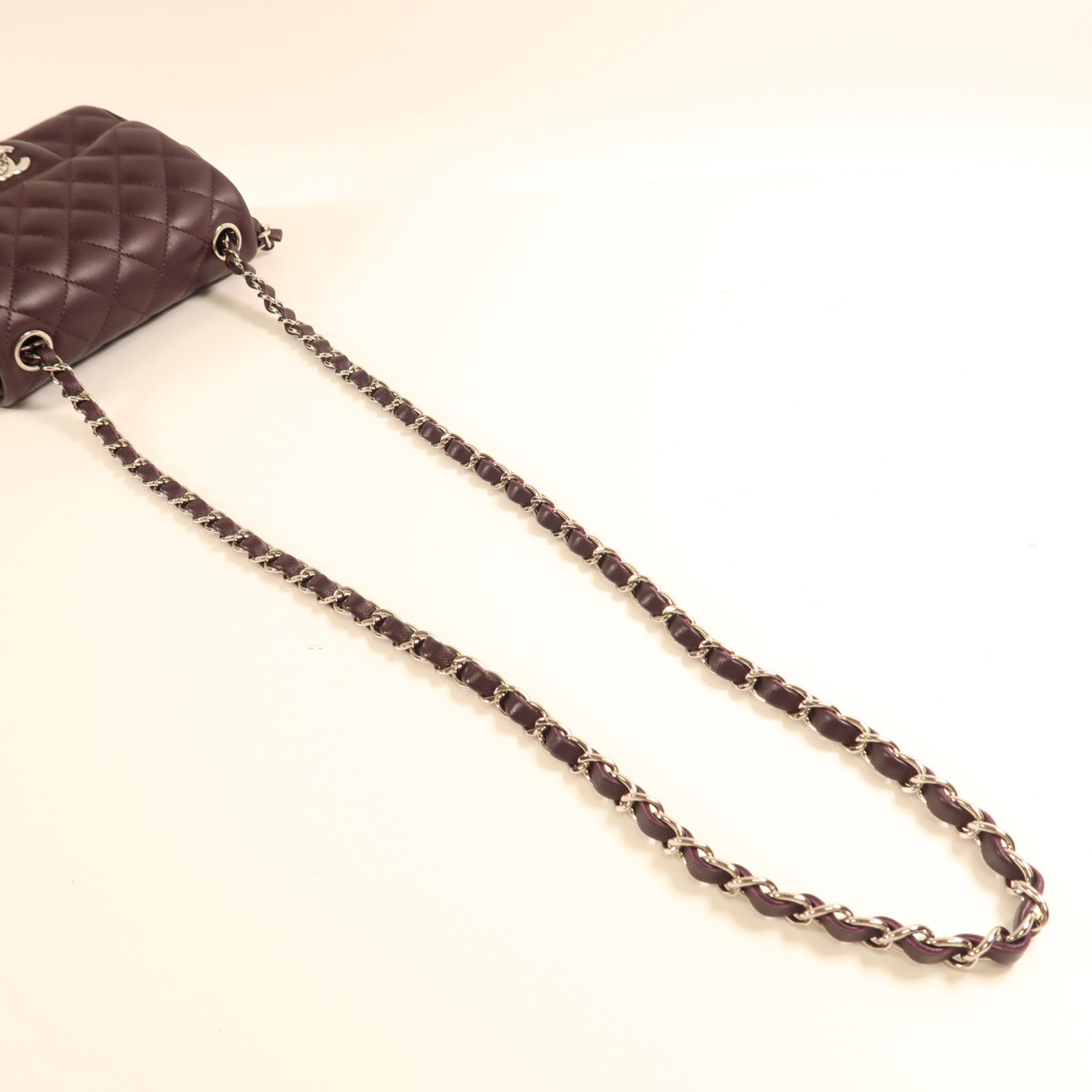 CHANEL 羊皮皮革Classic 17銀扣鏈帶肩帶
