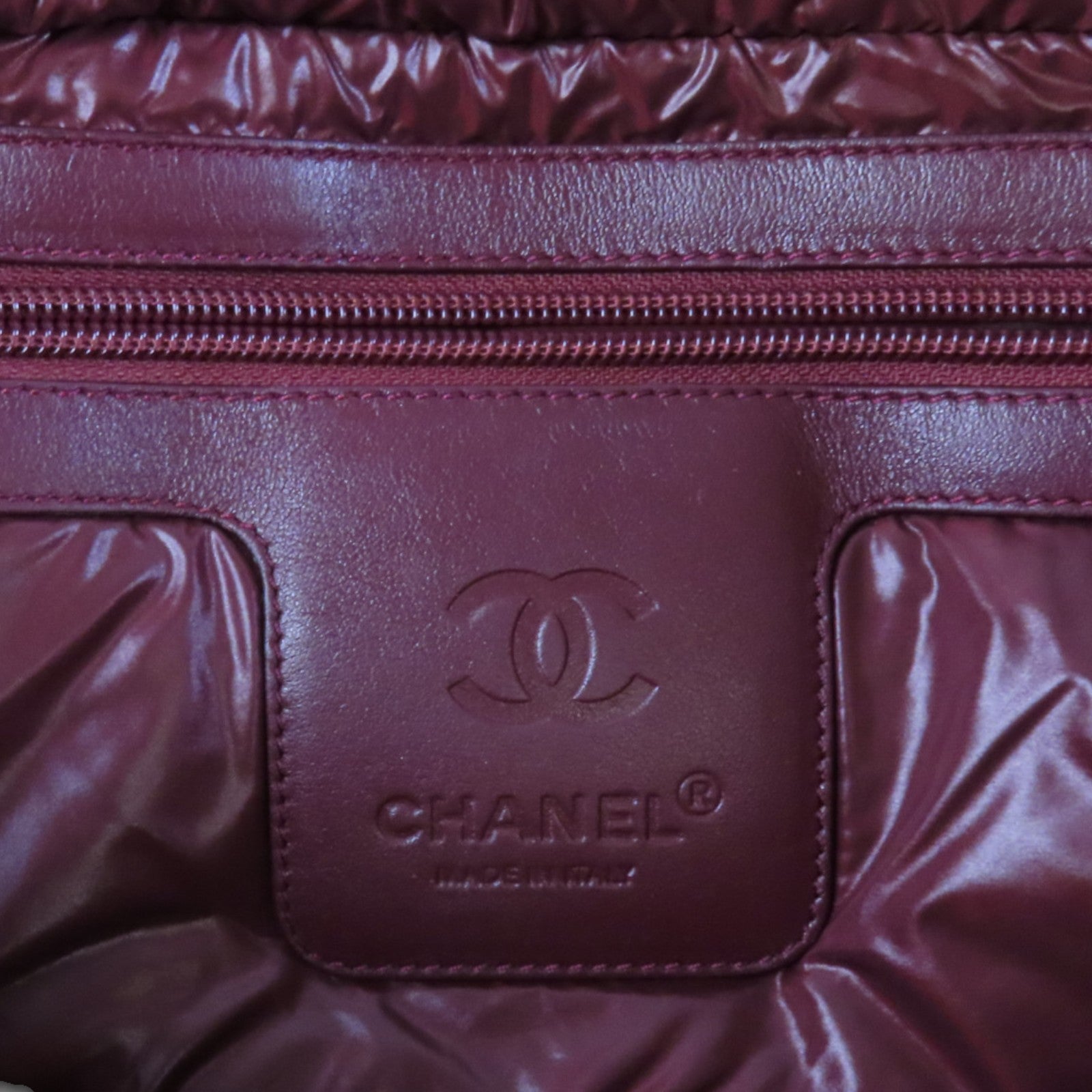 CHANEL 尼龍Coco Cocoon Large銀扣肩背袋