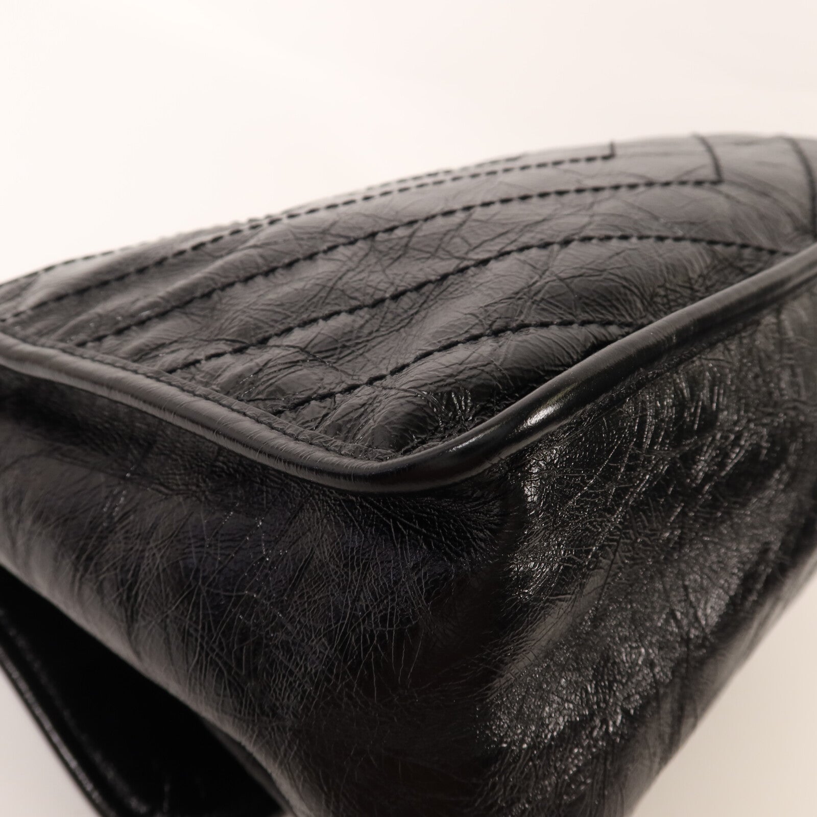 SAINT LAURENT 牛皮皮革Niki Medium銀扣鏈帶肩背袋