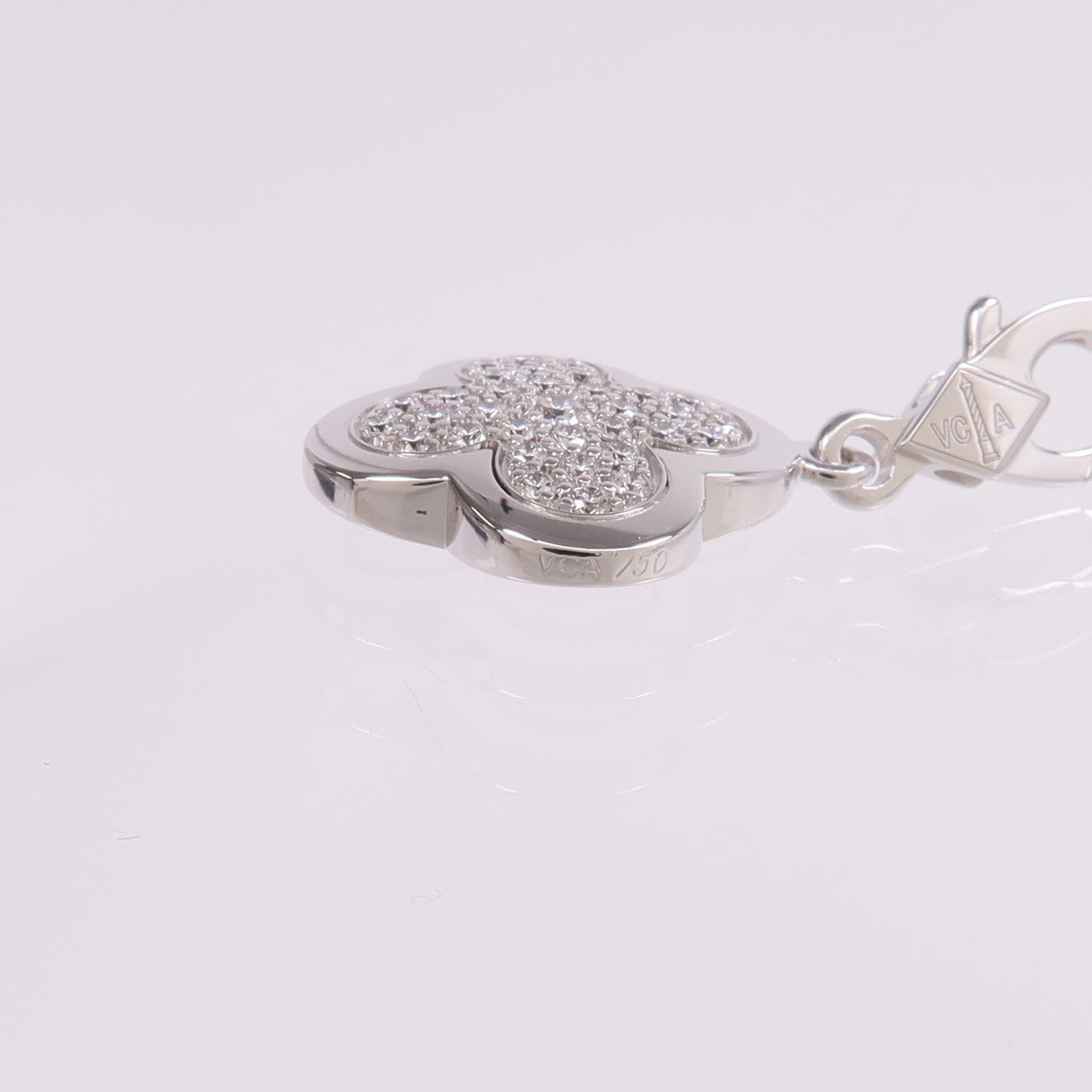 Van Cleef & Arpels 18K白金Diamond Alhambra Charm鑽石掛飾
