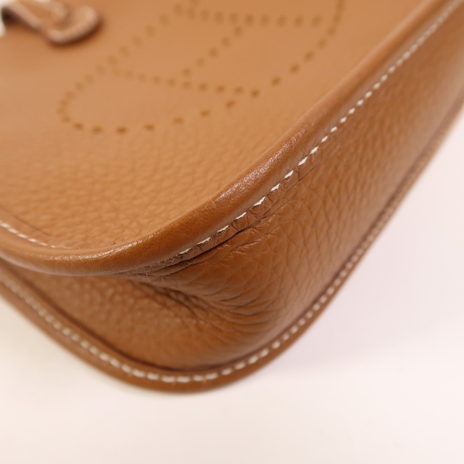 HERMES Clemence皮革Evelyne TPM銀扣肩背袋Gold