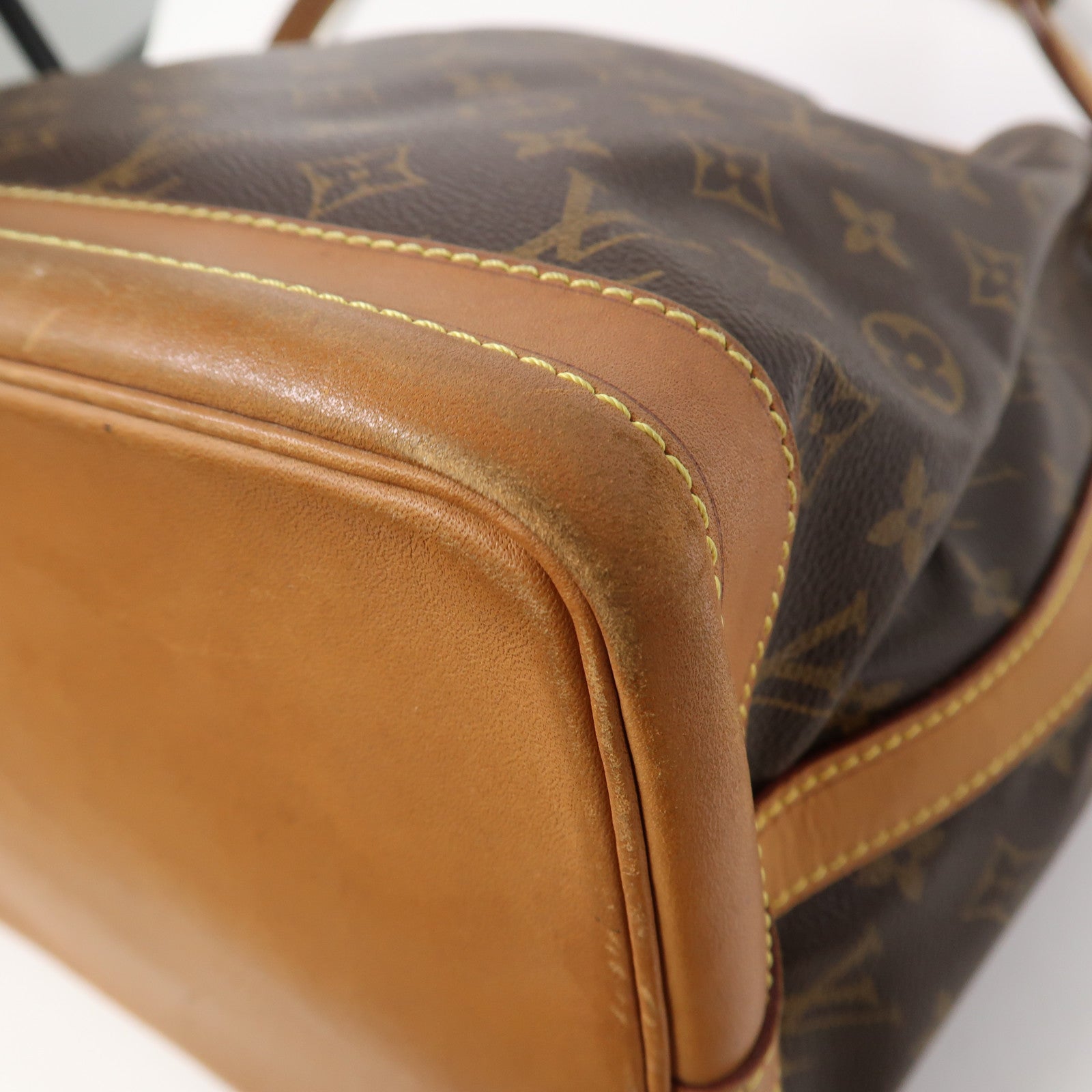 LOUIS VUITTON Monogram Noe金扣肩背袋啡色