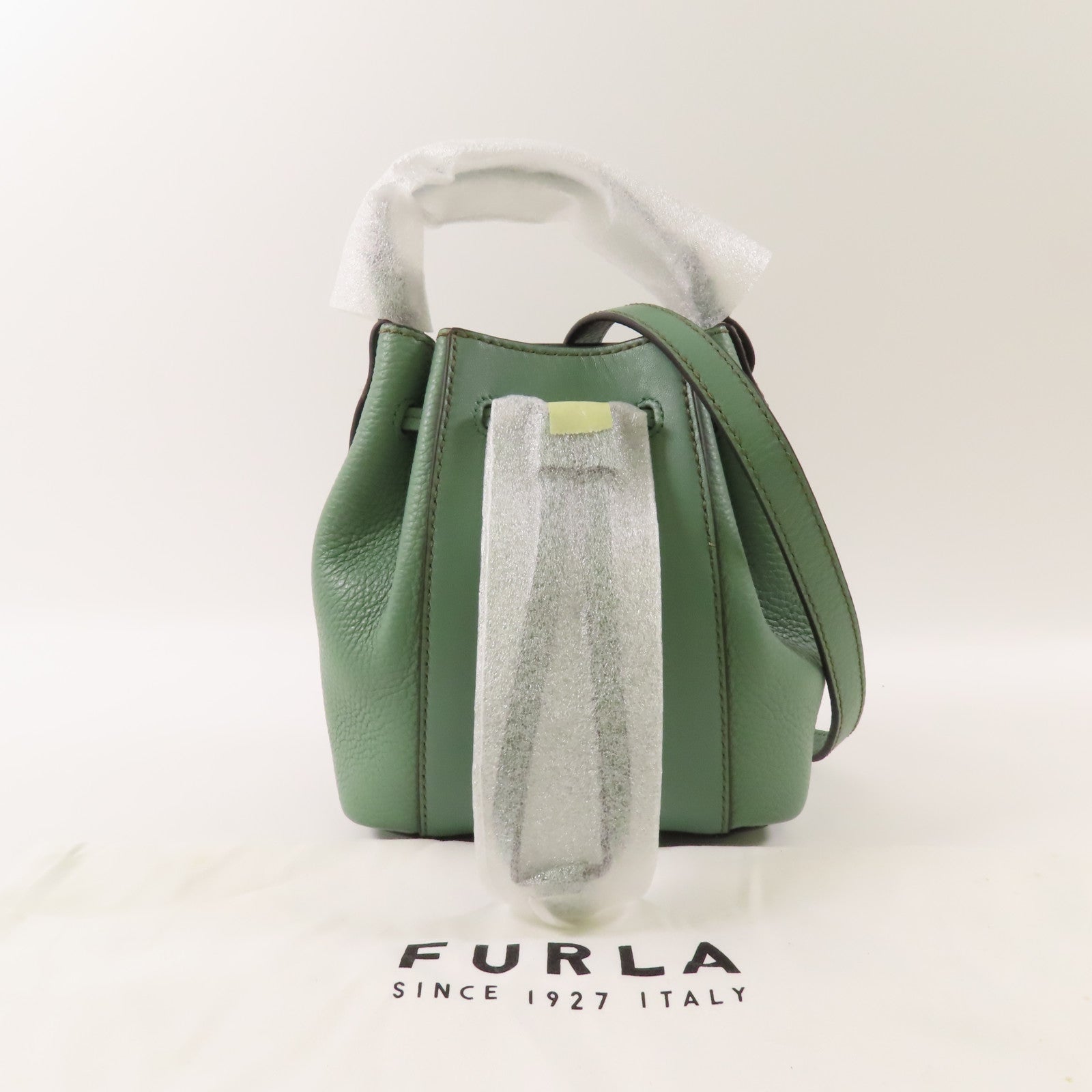 Furla 牛皮皮革2 Way Shoulder金扣手挽肩背兩用袋