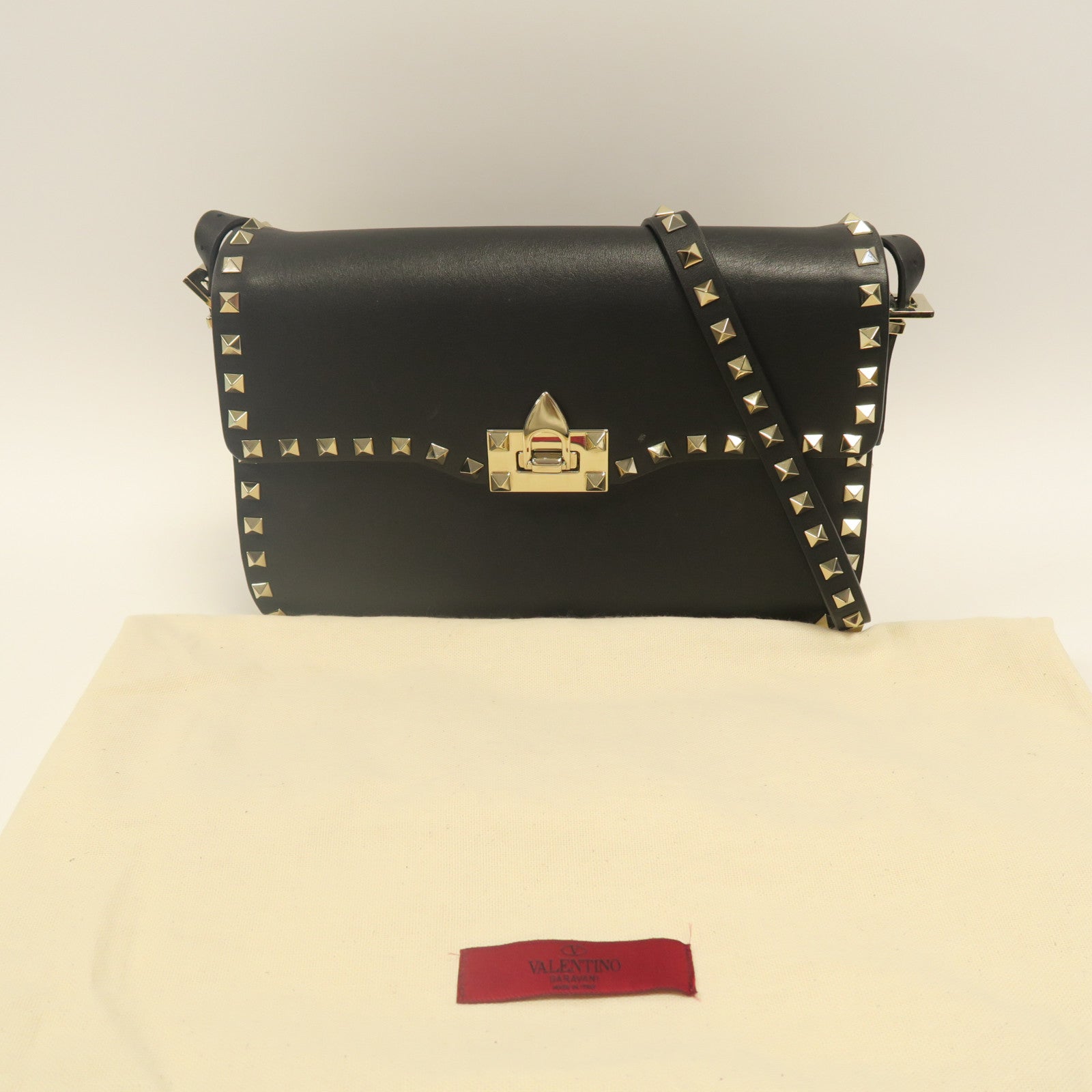 Valentino 【激減優惠】牛皮皮革Shoulder Bag金扣肩背袋黑色