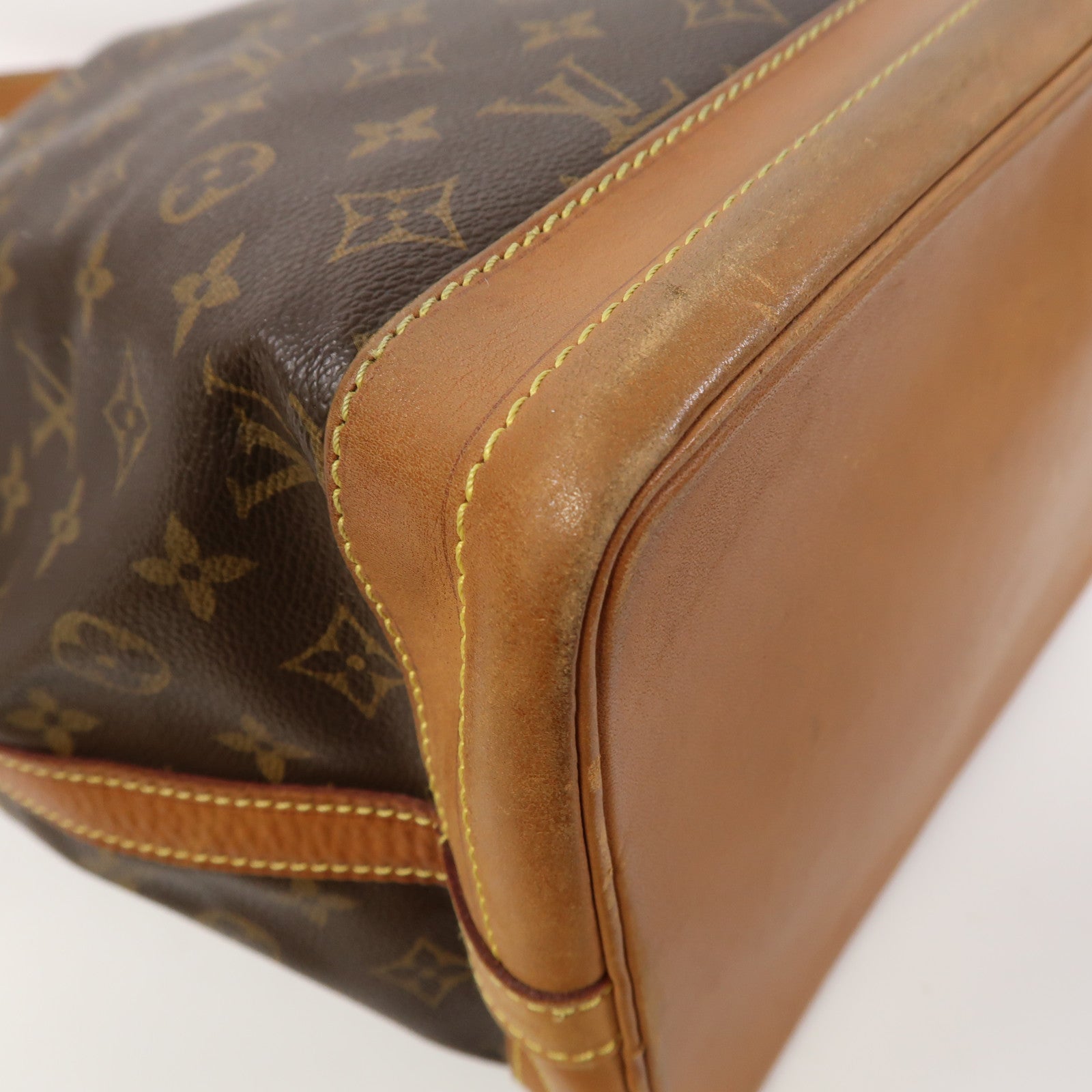 LOUIS VUITTON Monogram Noe金扣肩背袋啡色