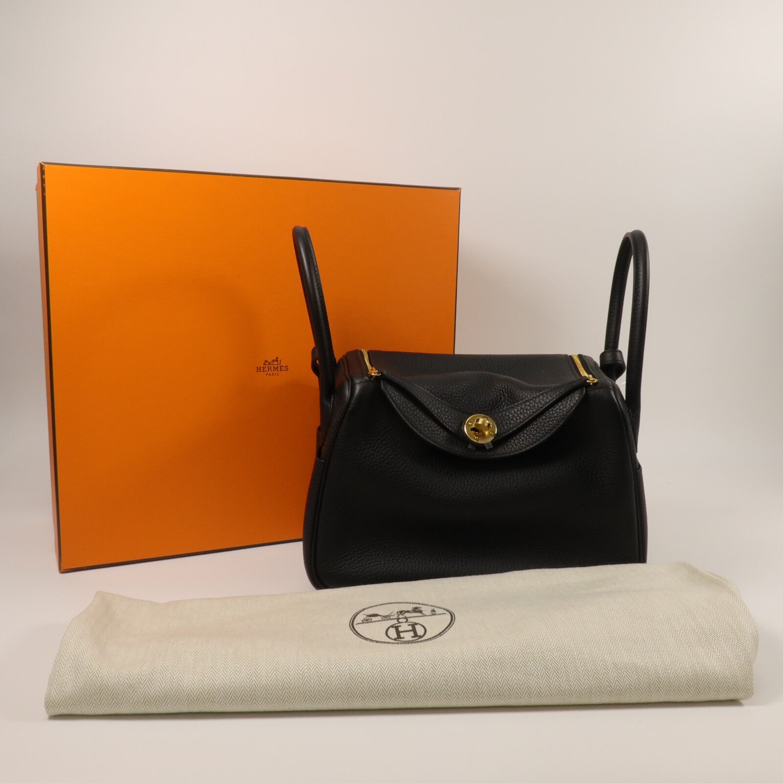 HERMES Clemence皮革Lindy 26手挽肩背兩用袋Noir