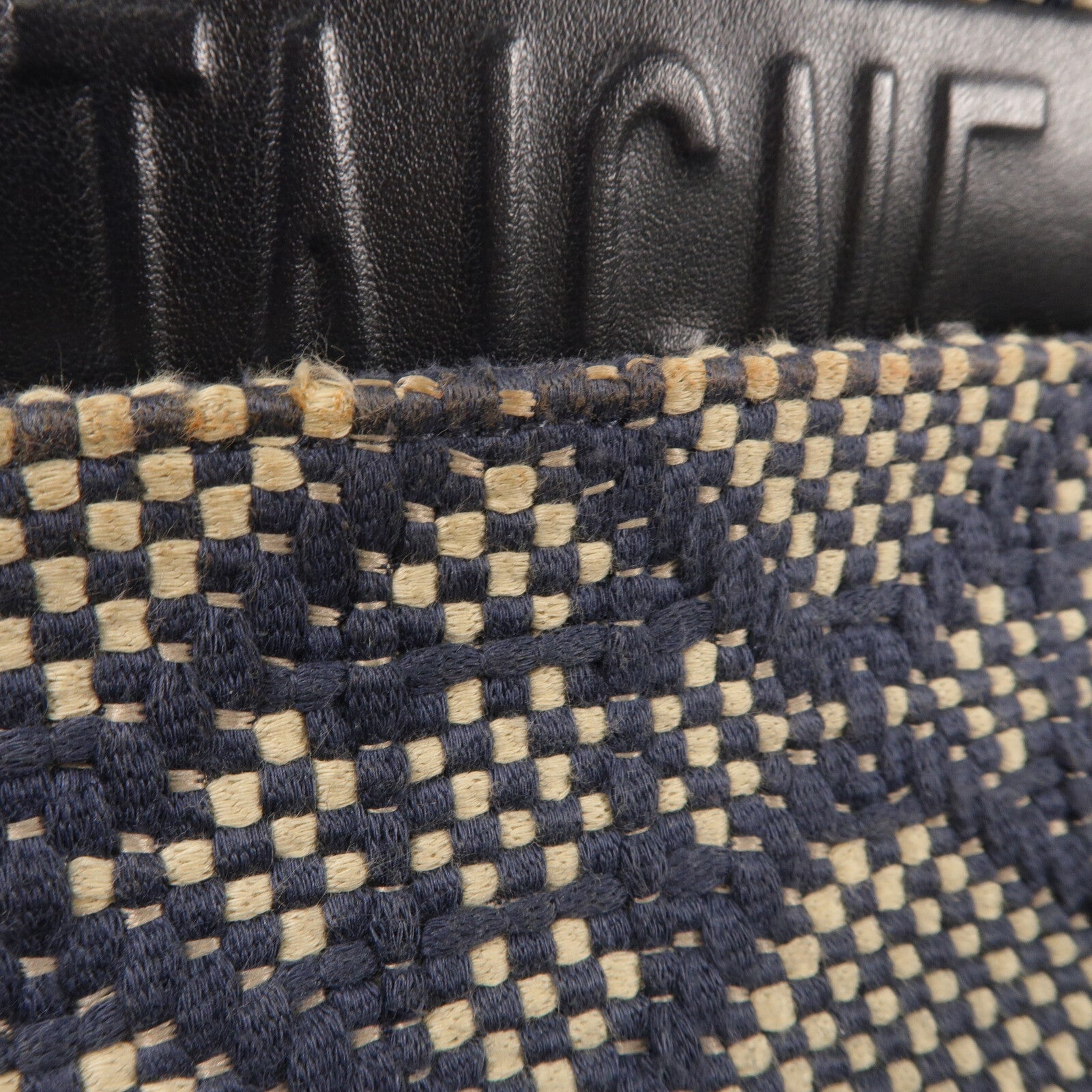 Dior Tweed/牛皮皮革Caro Medium鏈帶肩背袋