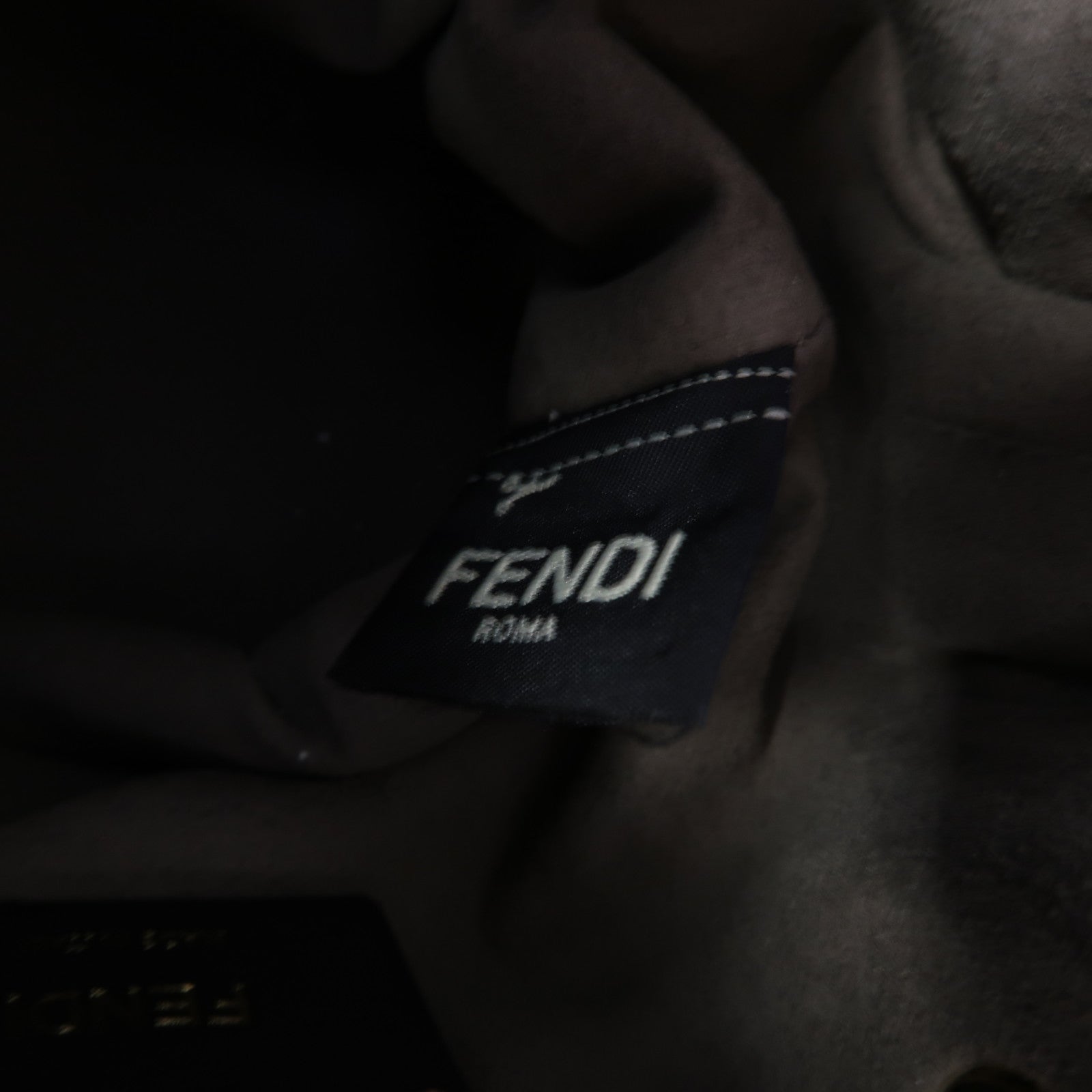 FENDI 牛皮皮革Mon Tresor金扣手挽肩背兩用袋啡色
