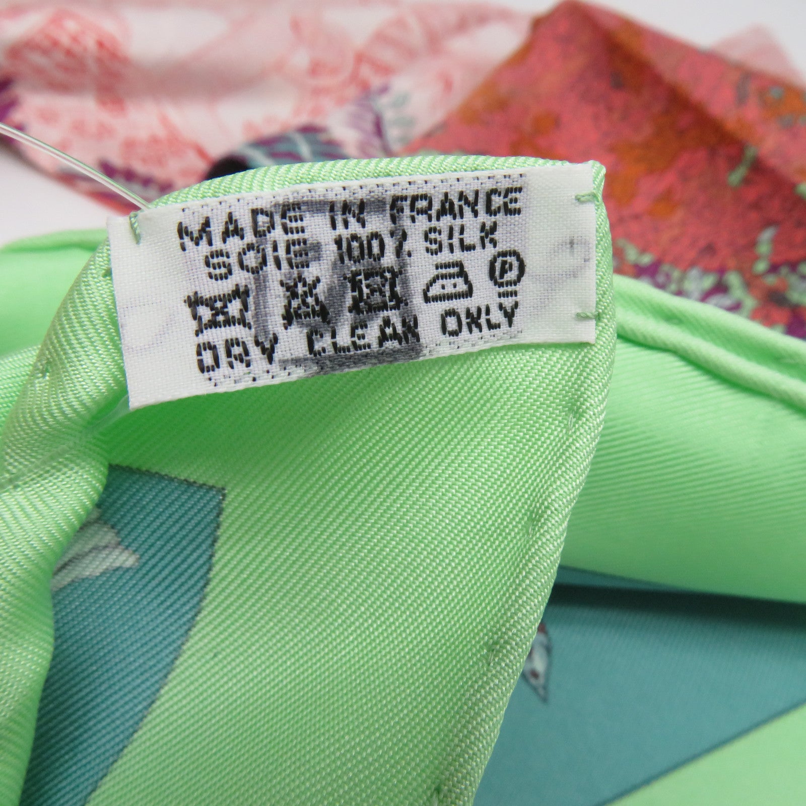 HERMES 【激減優惠】 絲質Scarf絲巾多色
