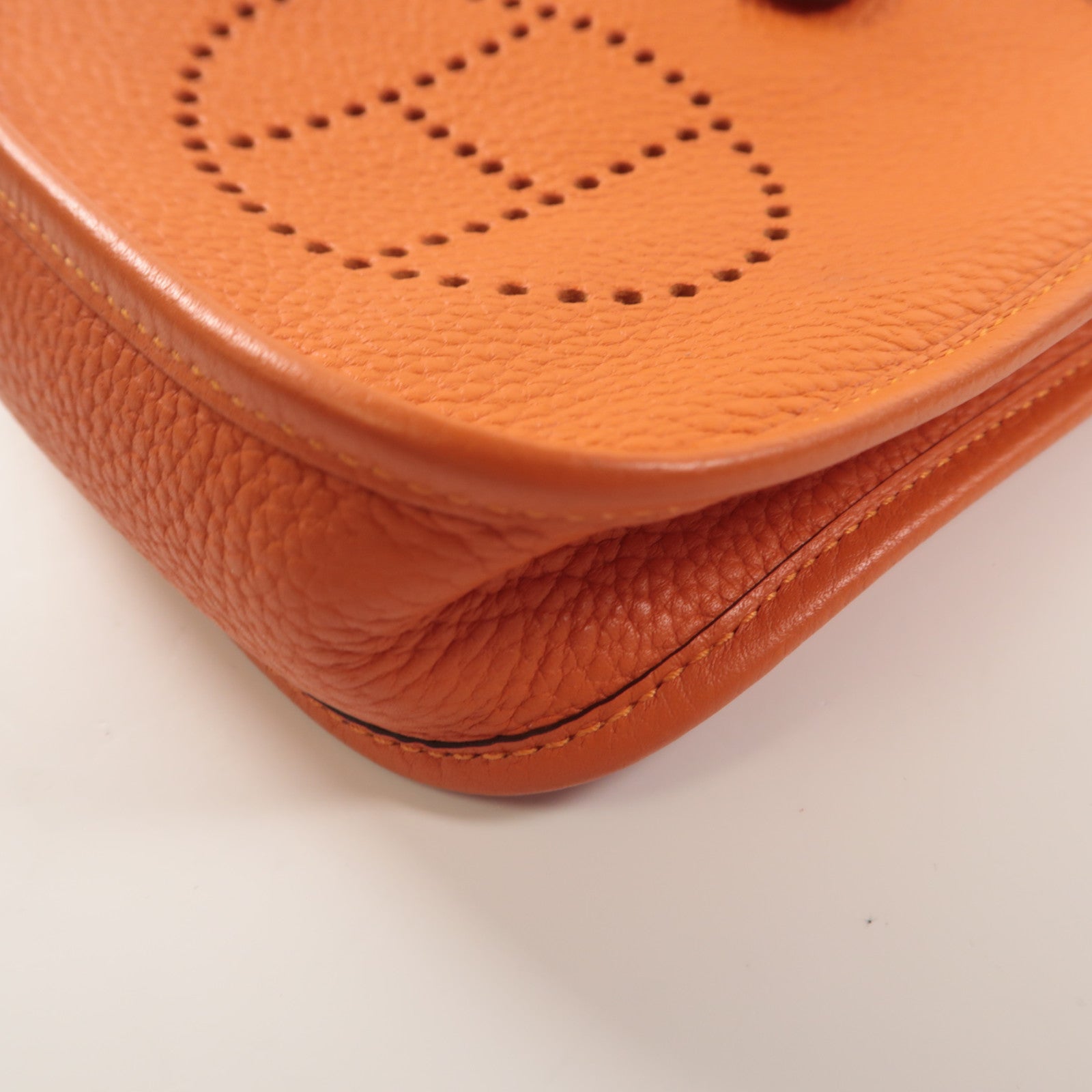 HERMES Clemence皮革Evelyne TPM銀扣肩背袋橙色