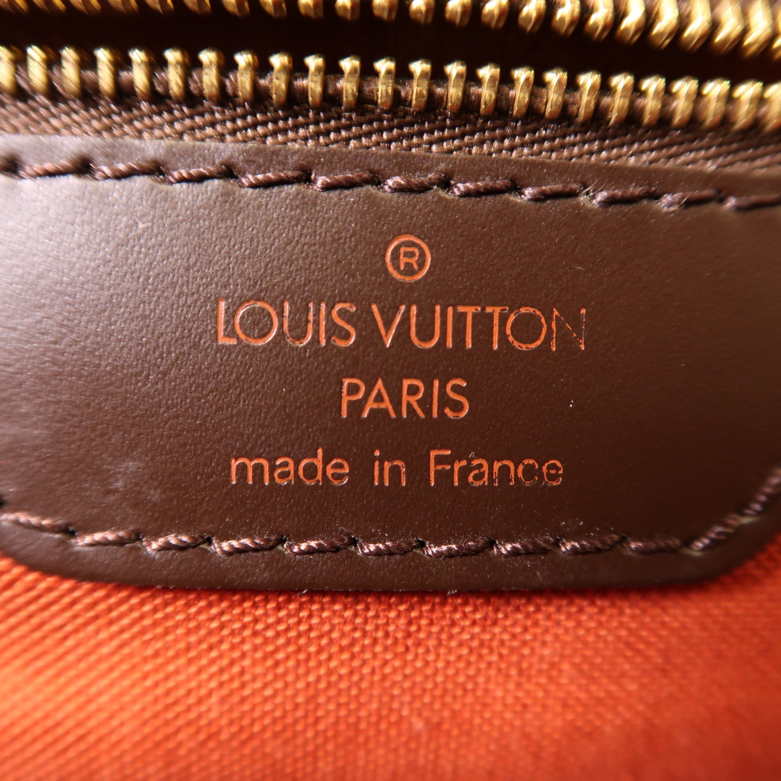 LOUIS VUITTON Damier Greenwich PM金扣手挽袋