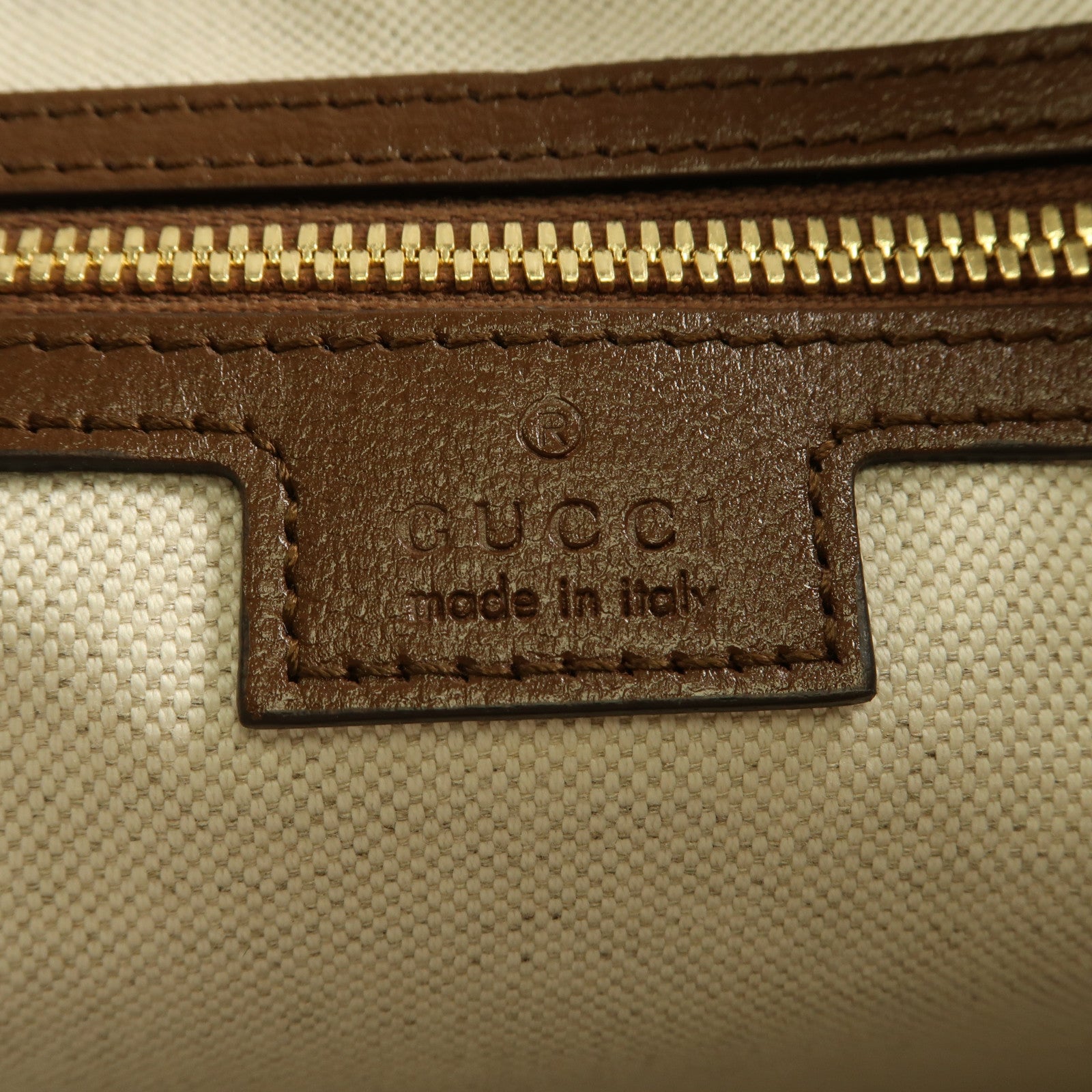 GUCCI 塗層帆布Interlocking G金扣肩背袋啡色