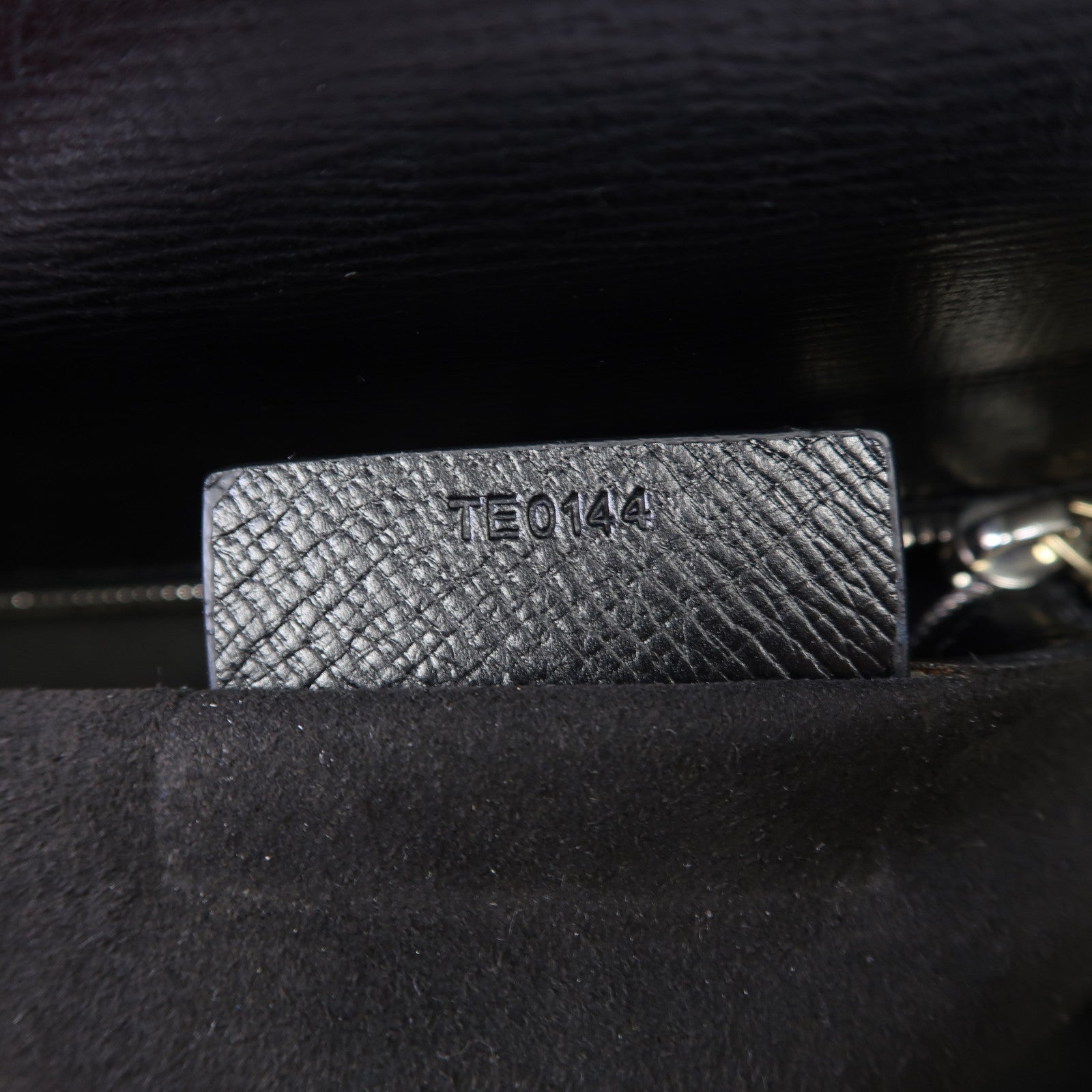 GIVENCHY 牛皮皮革Pandora Box金扣肩背袋黑色