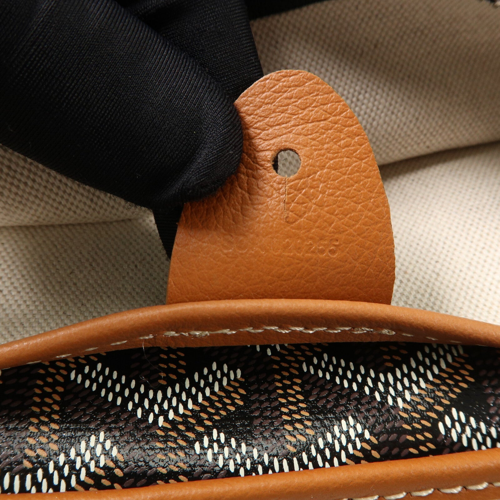 GOYARD 塗層帆布Artois GM肩背袋