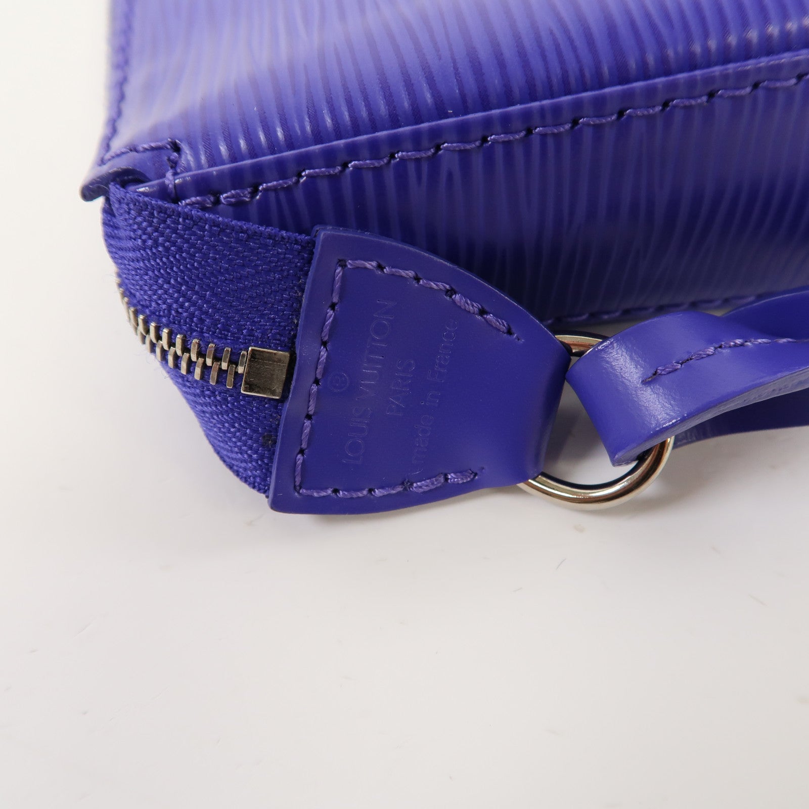 LOUIS VUITTON Epi Pochette Accessories銀扣肩背袋紫色