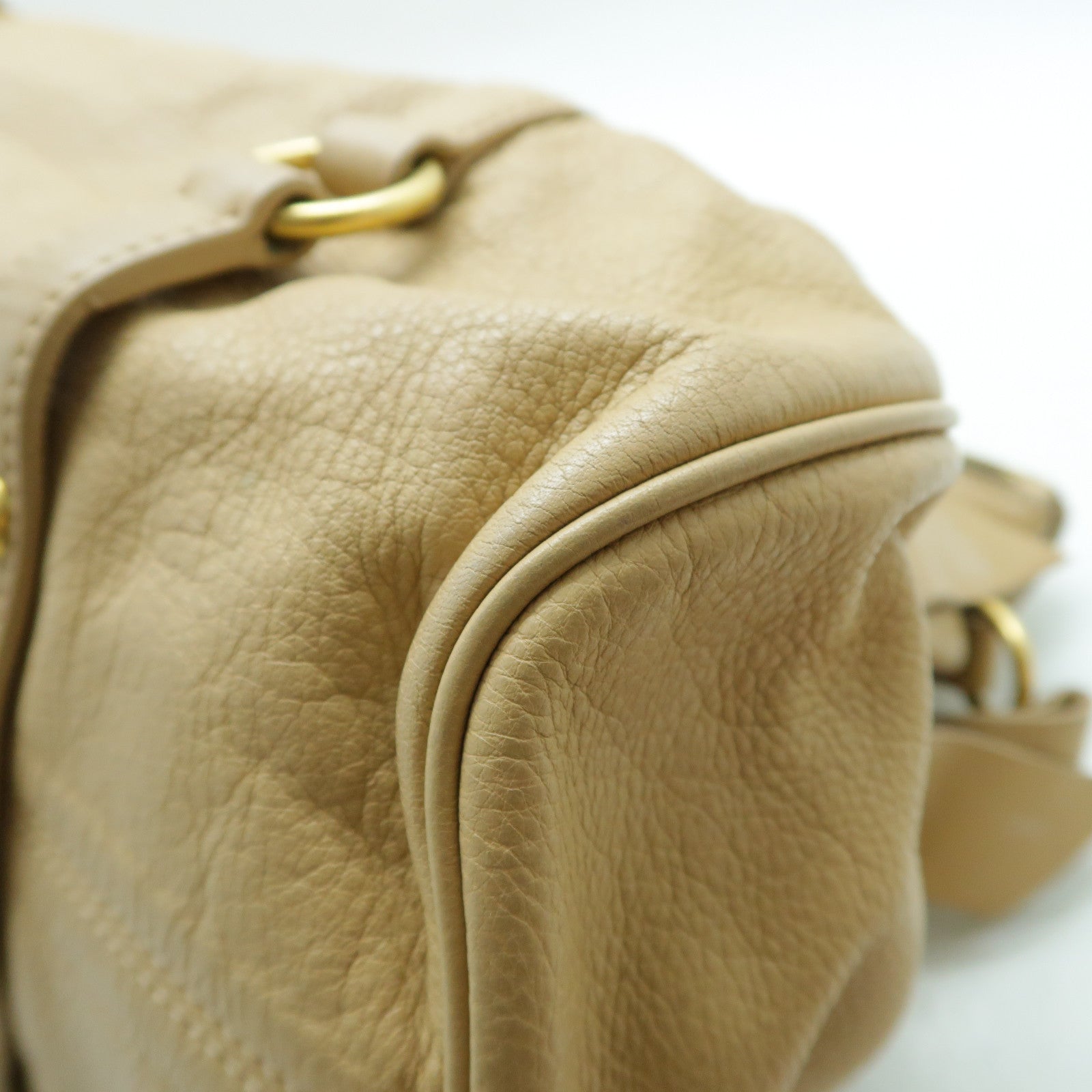 Miu Miu 牛皮皮革Shoulder Bag金扣肩背袋米色