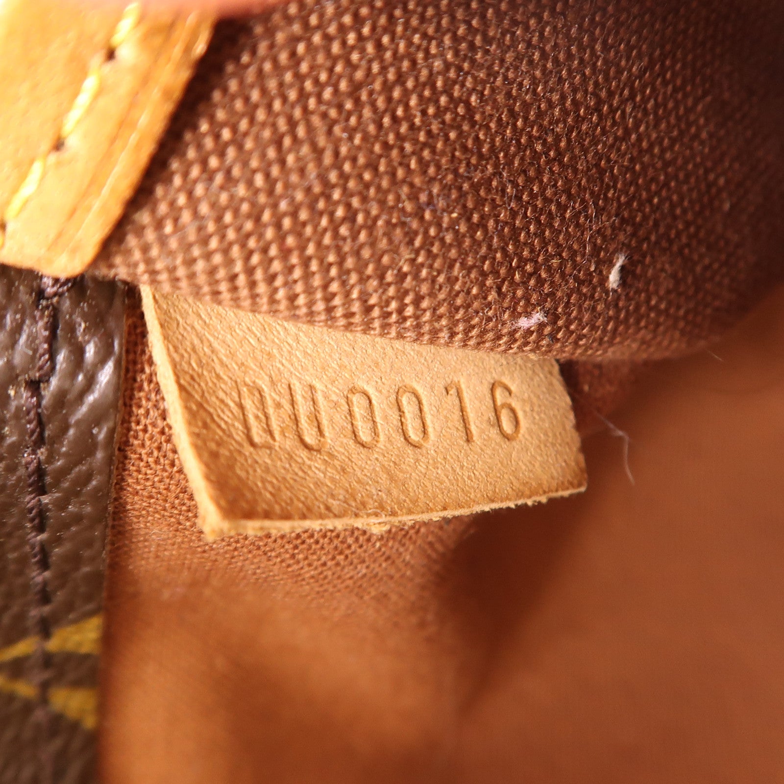 LOUIS VUITTON Monogram Popincourt Long金扣肩背袋