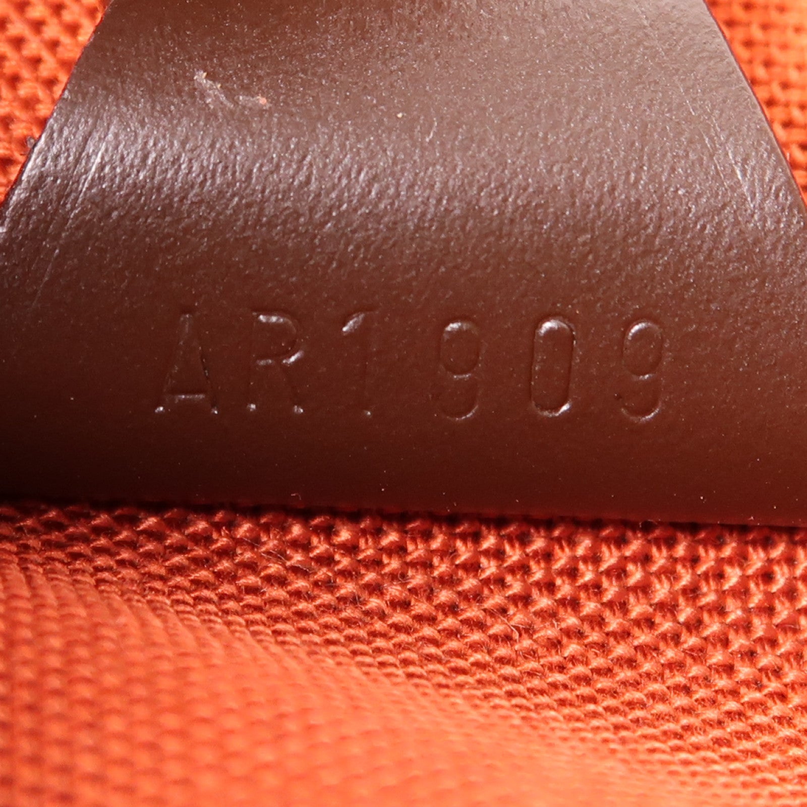 LOUIS VUITTON Damier Greenwich PM金扣手挽袋