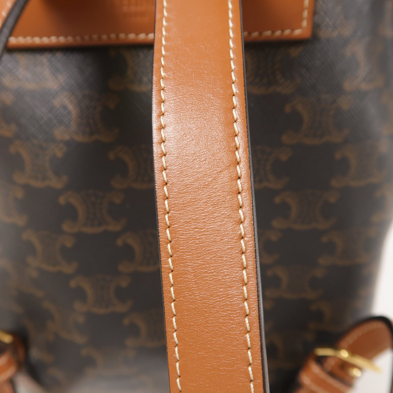 CELINE 塗層帆布Triomphe Backpack金扣背包