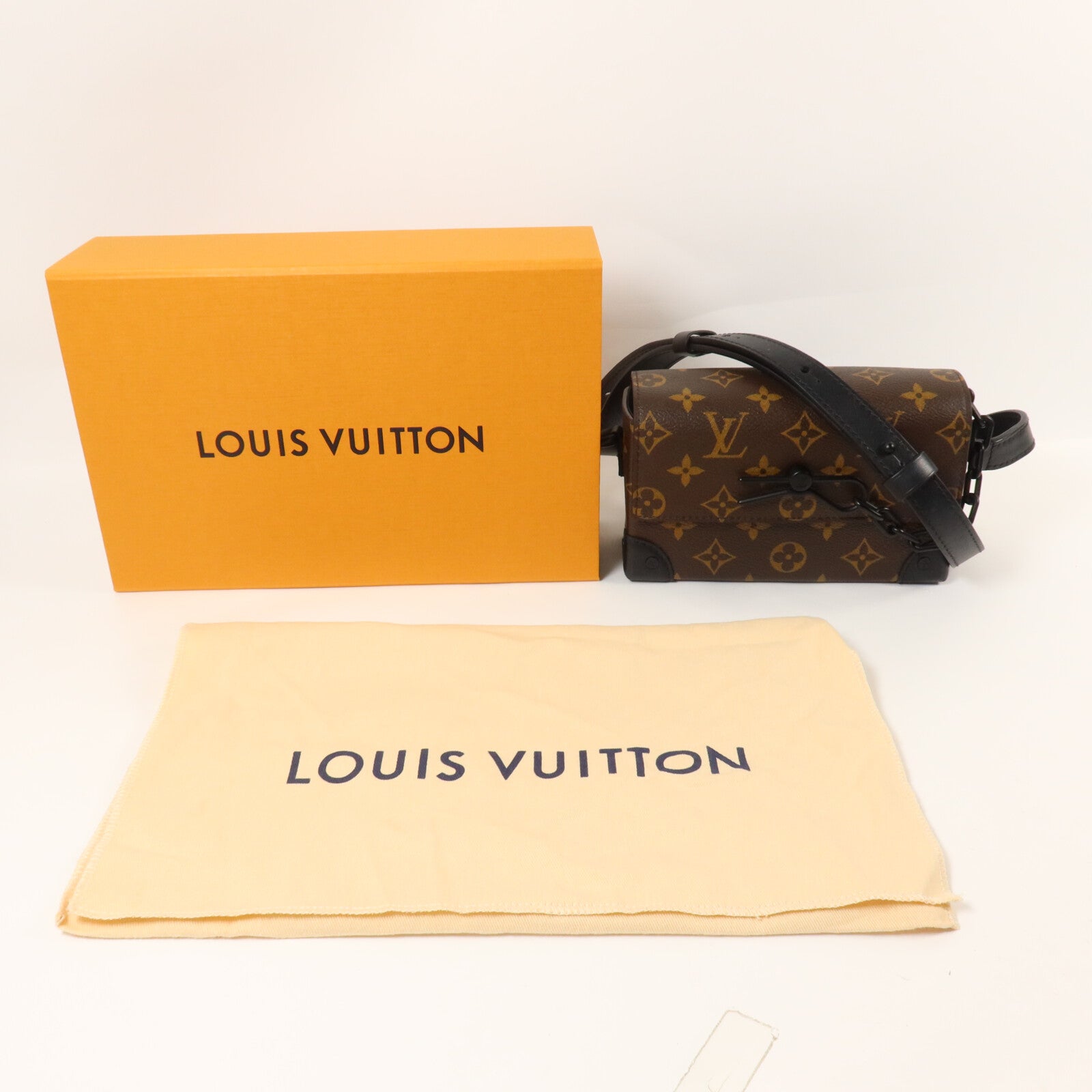 LOUIS VUITTON Monogram Macassar Steamer肩背袋