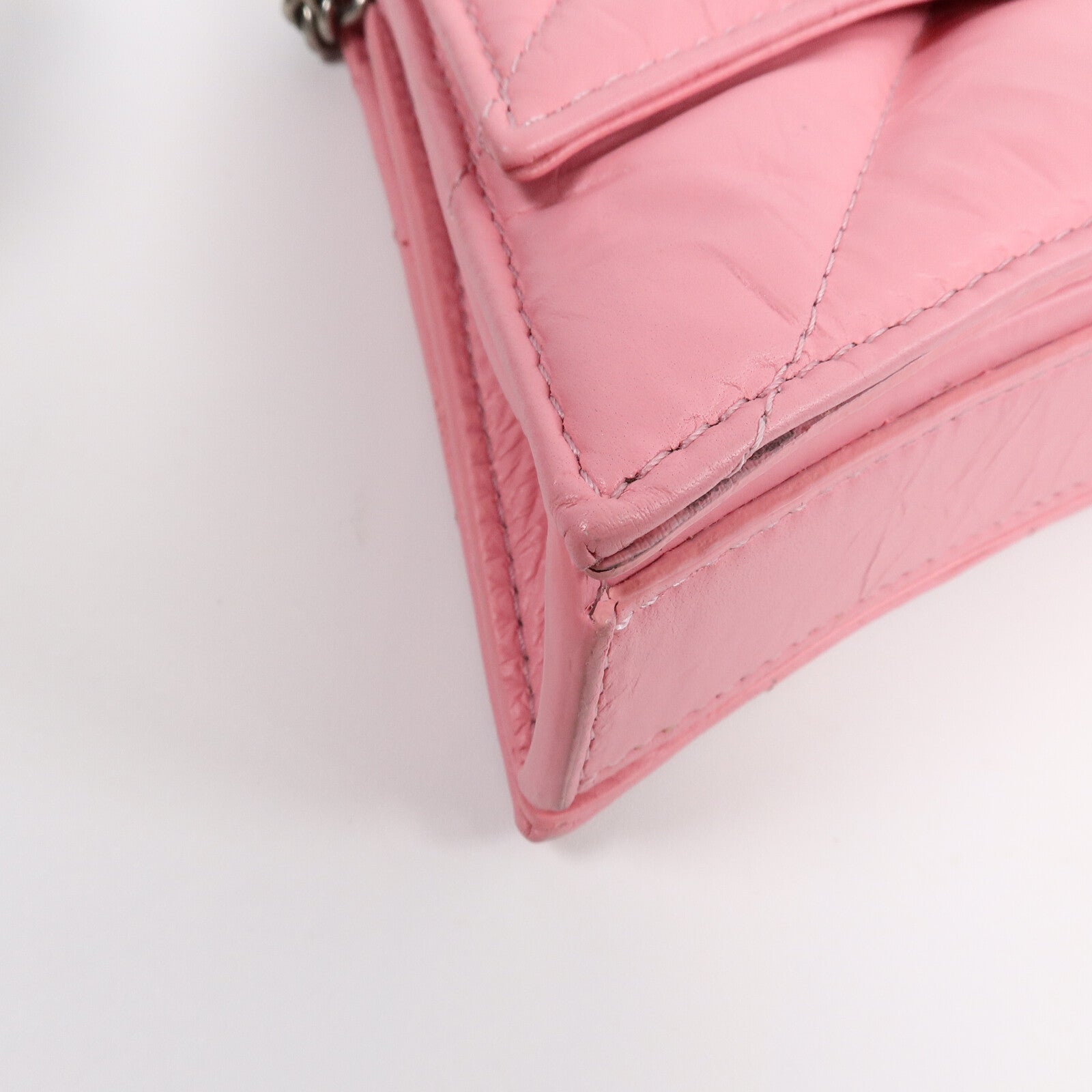 BALENCIAGA 牛皮皮革Crush Chain Quilted Bag鏈帶肩背袋